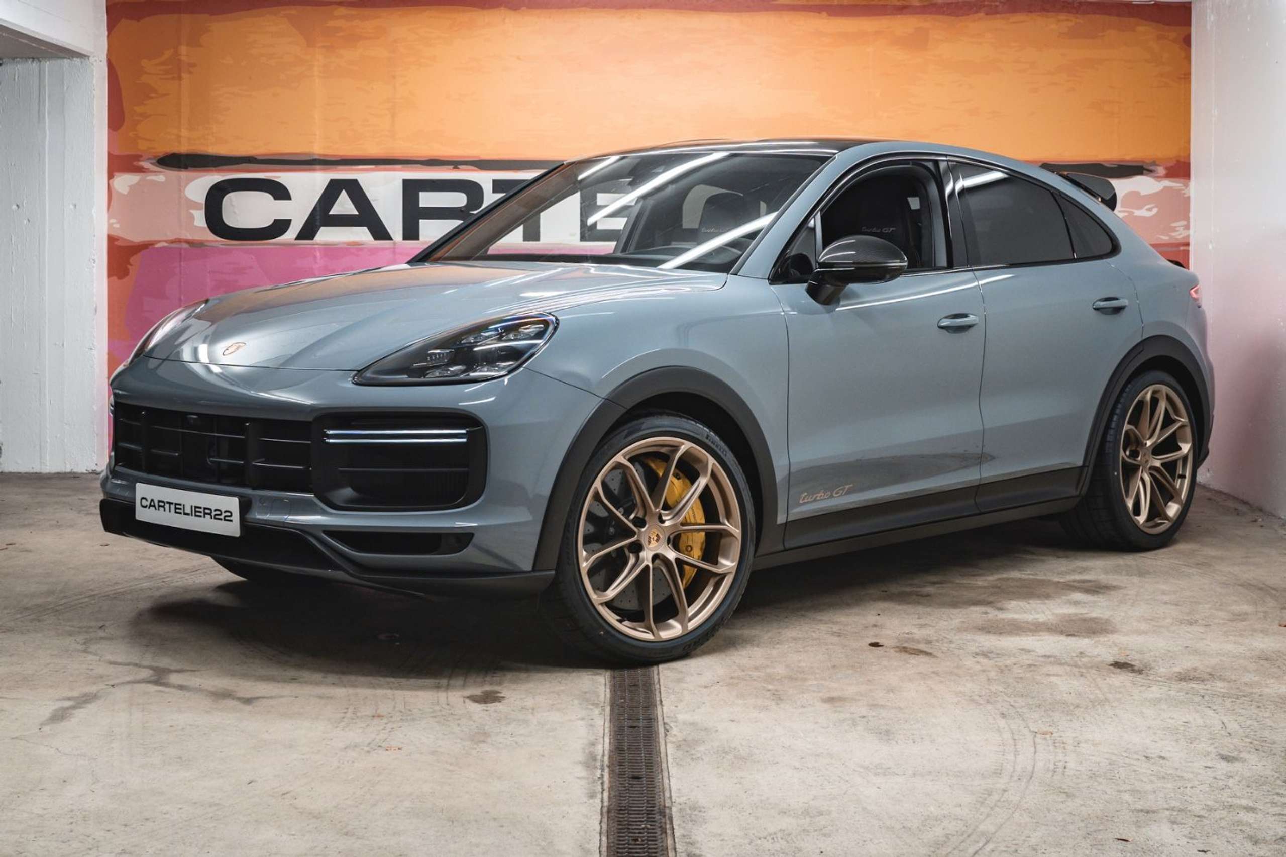 Porsche - Cayenne