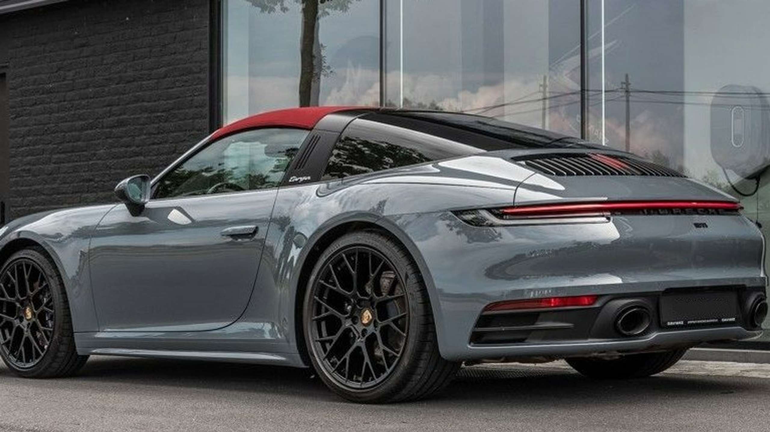 Porsche - 992