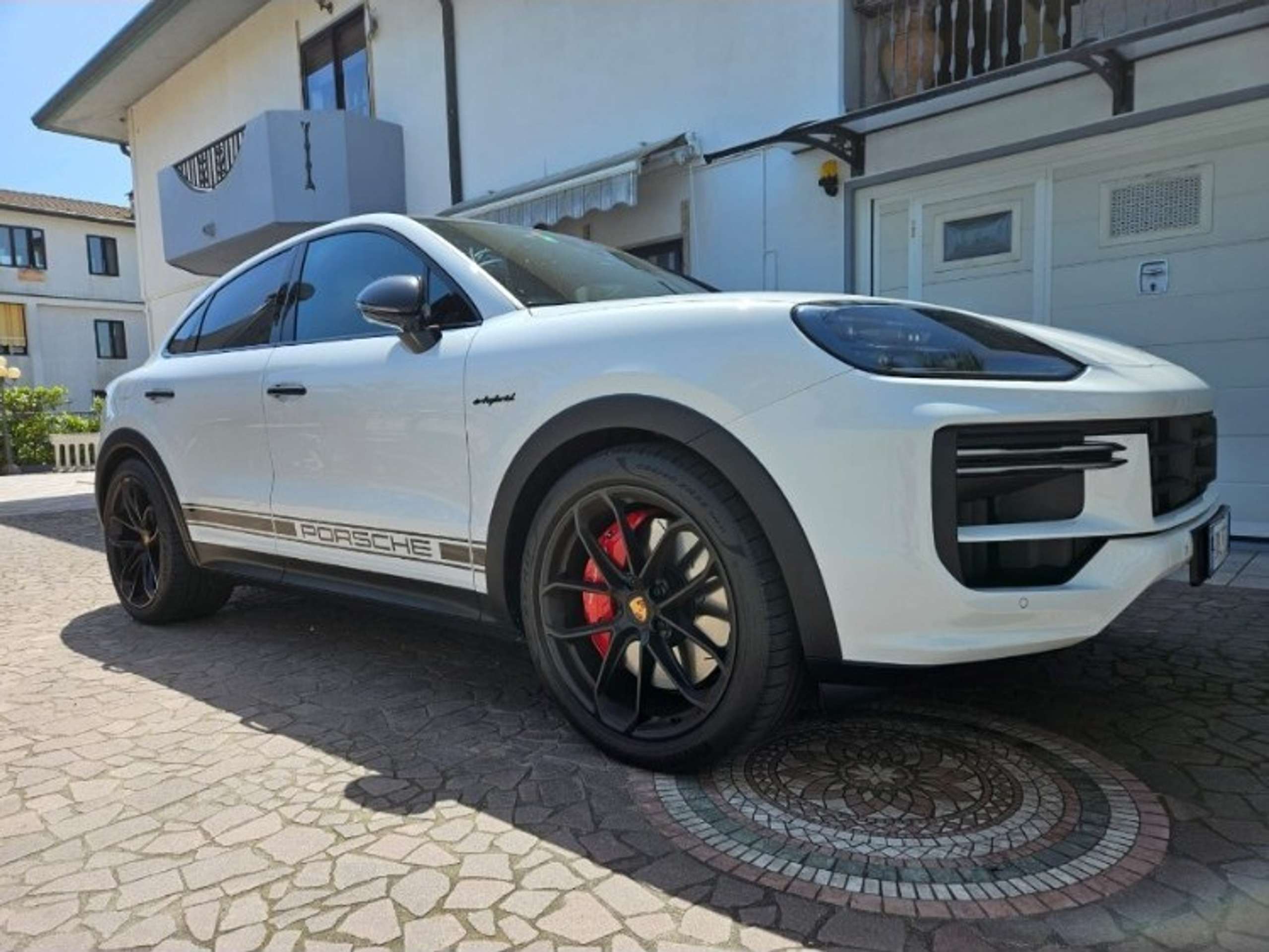 Porsche - Cayenne