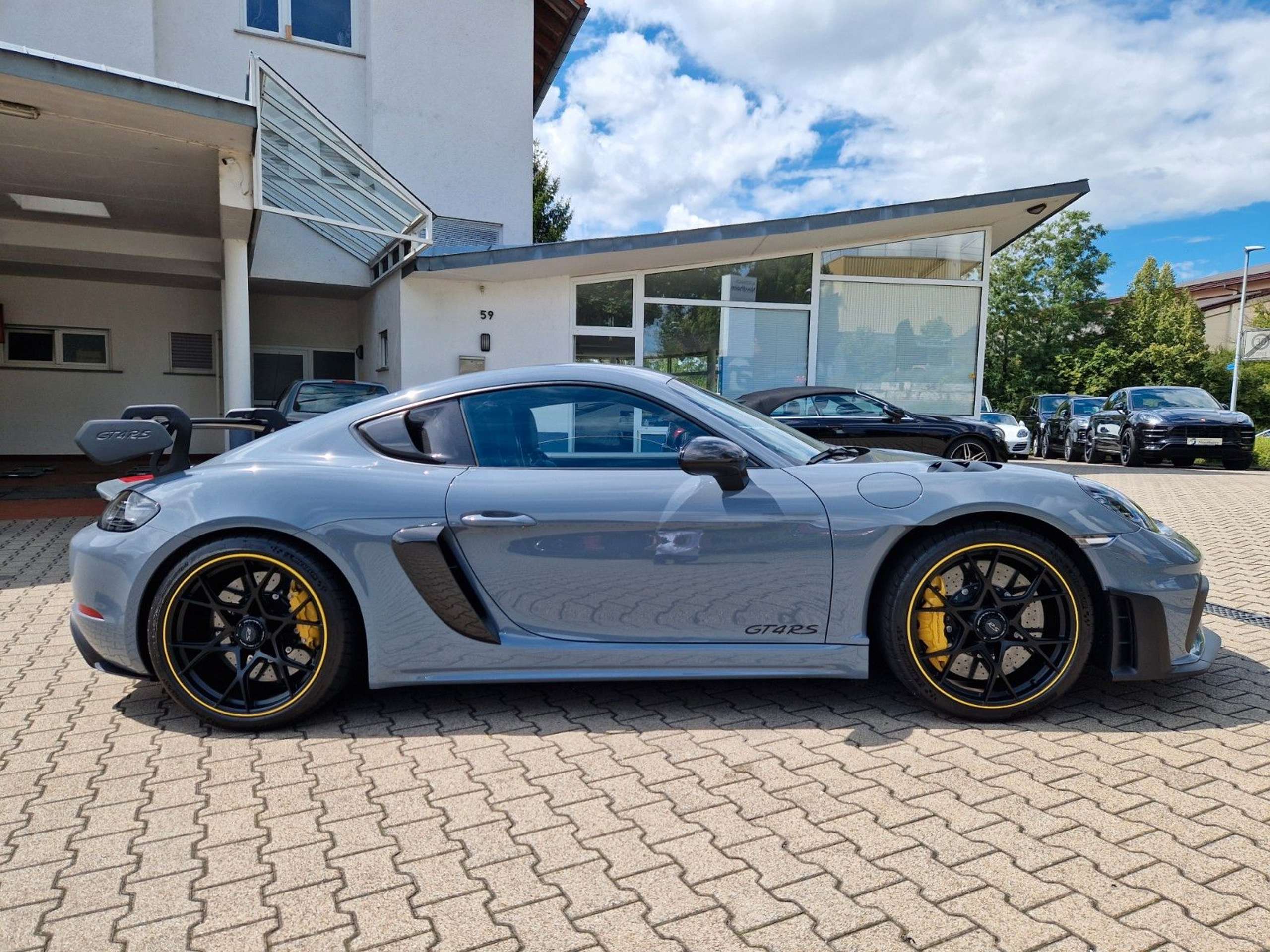 Porsche - Cayman