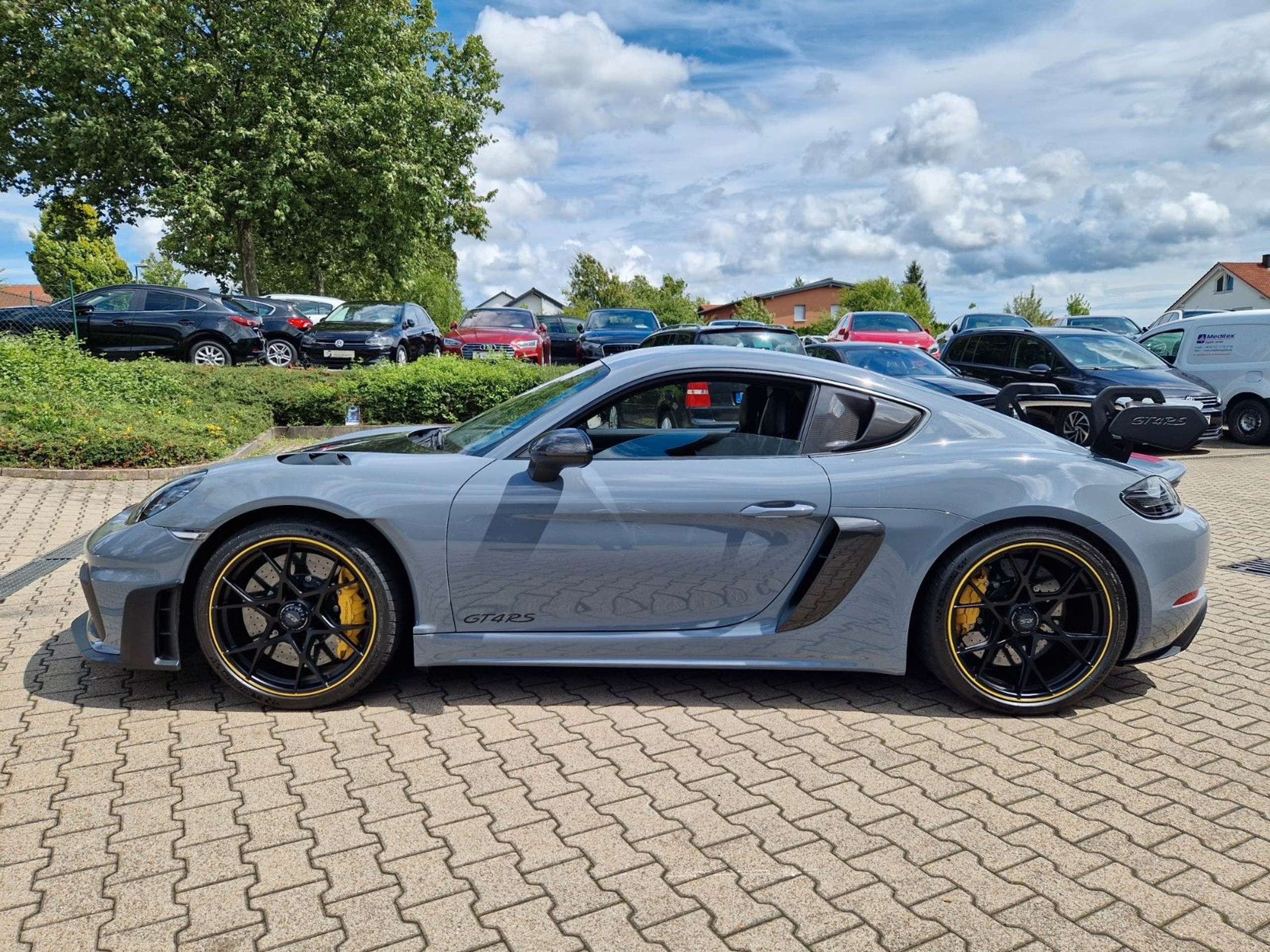 Porsche - Cayman