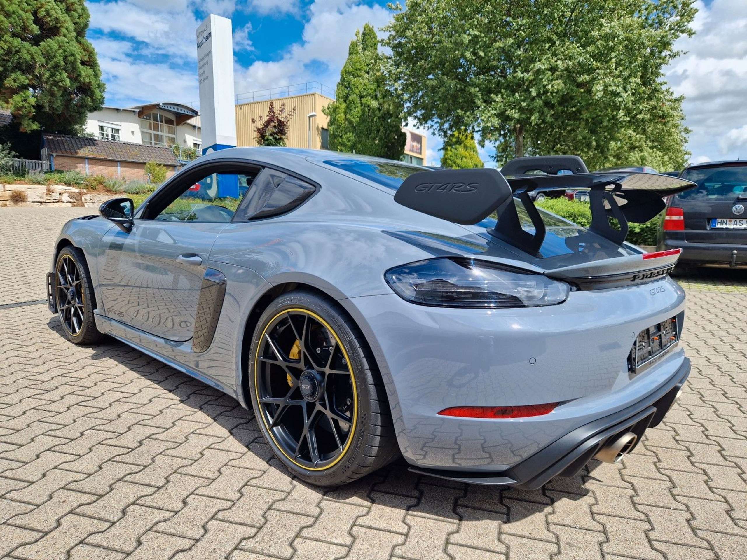 Porsche - Cayman