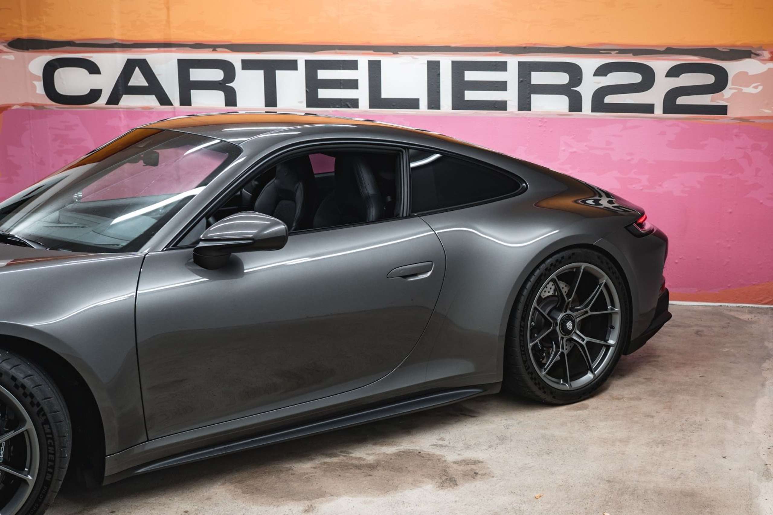 Porsche - 992