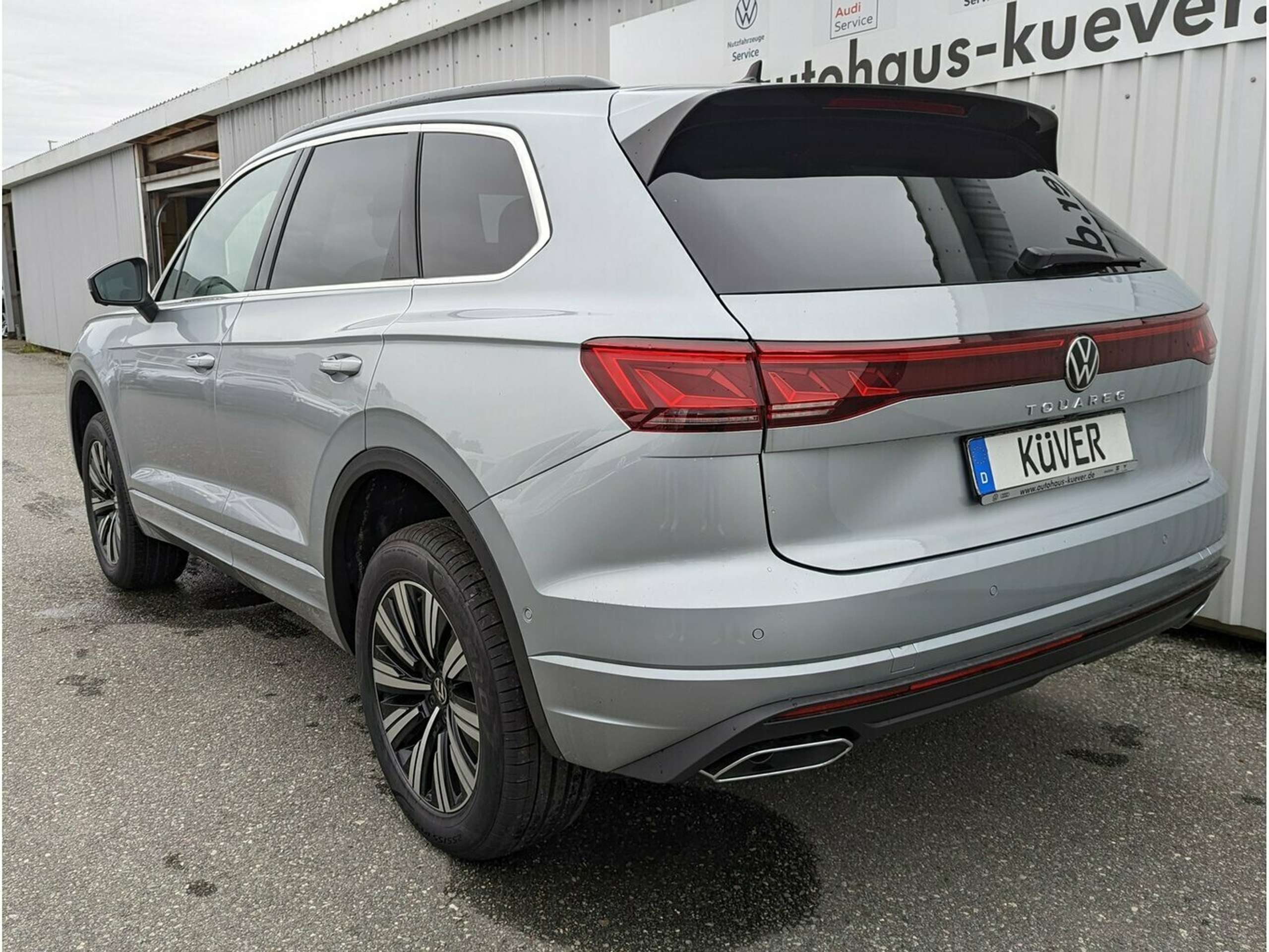 Volkswagen - Touareg