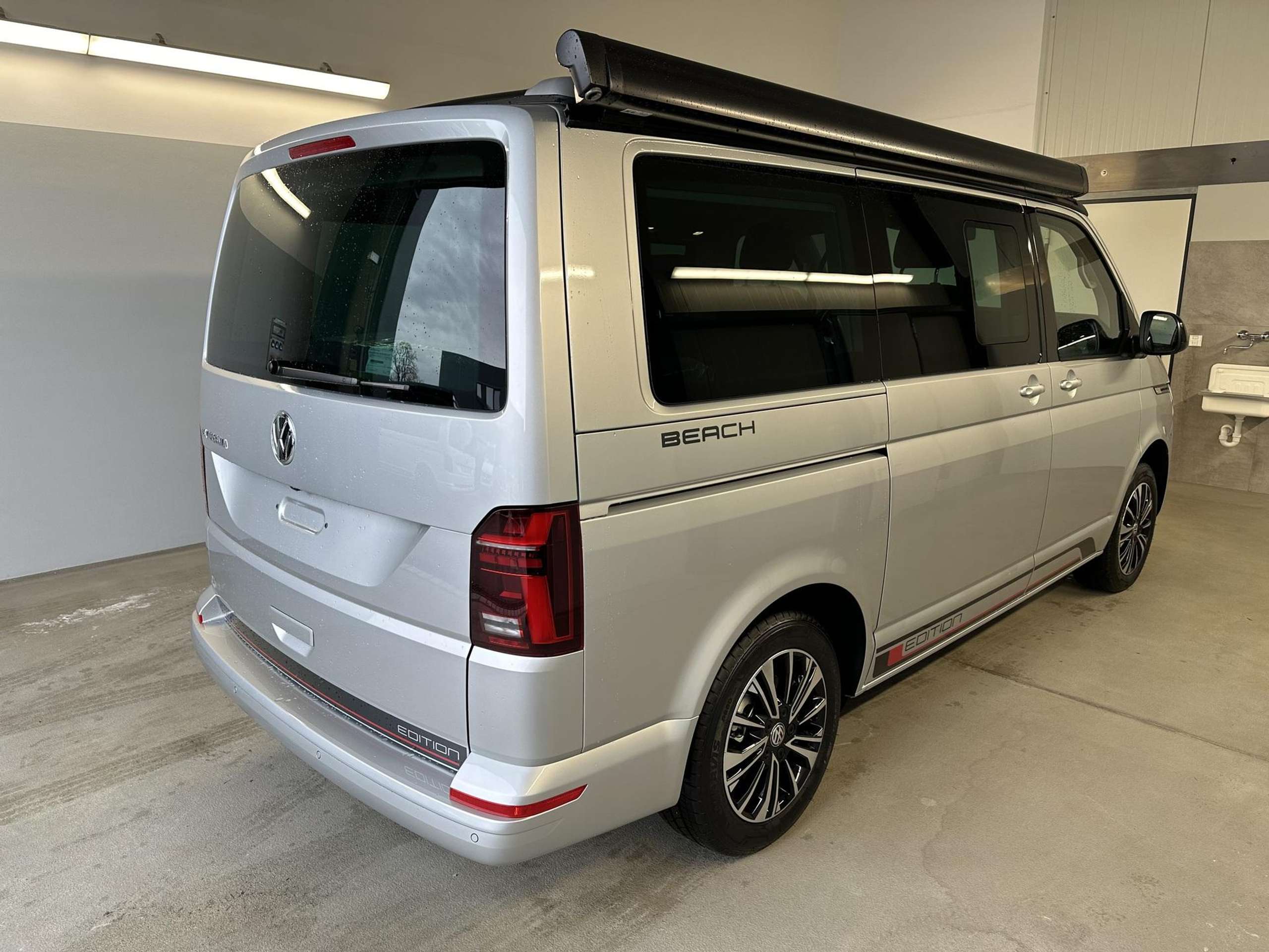 Volkswagen - T6.1 California