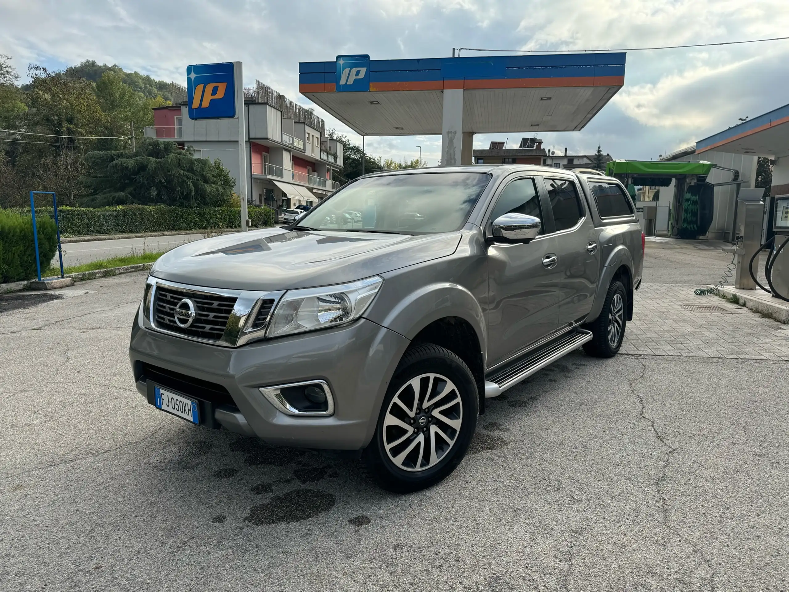 Nissan - Navara