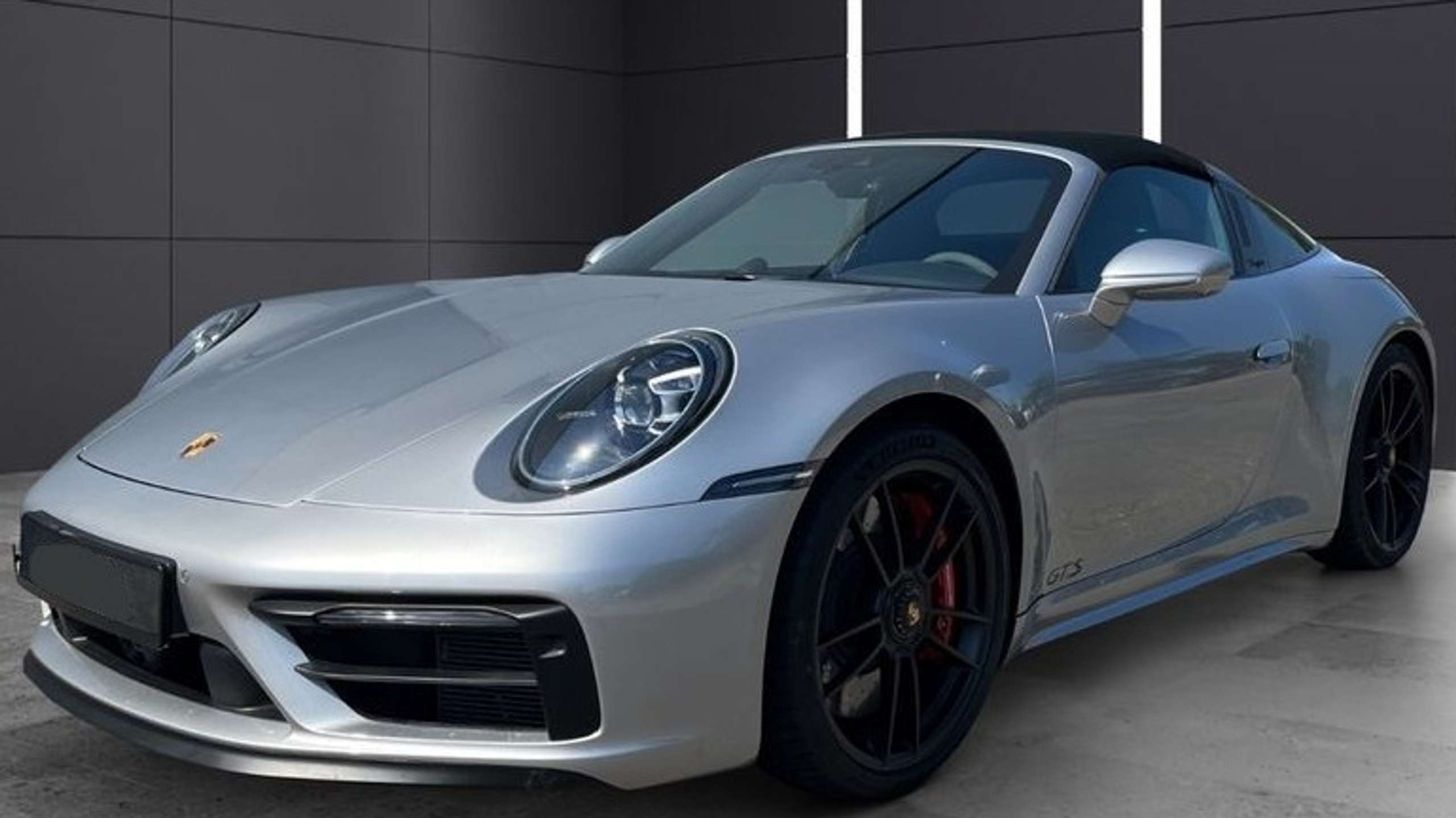 Porsche 992 2023