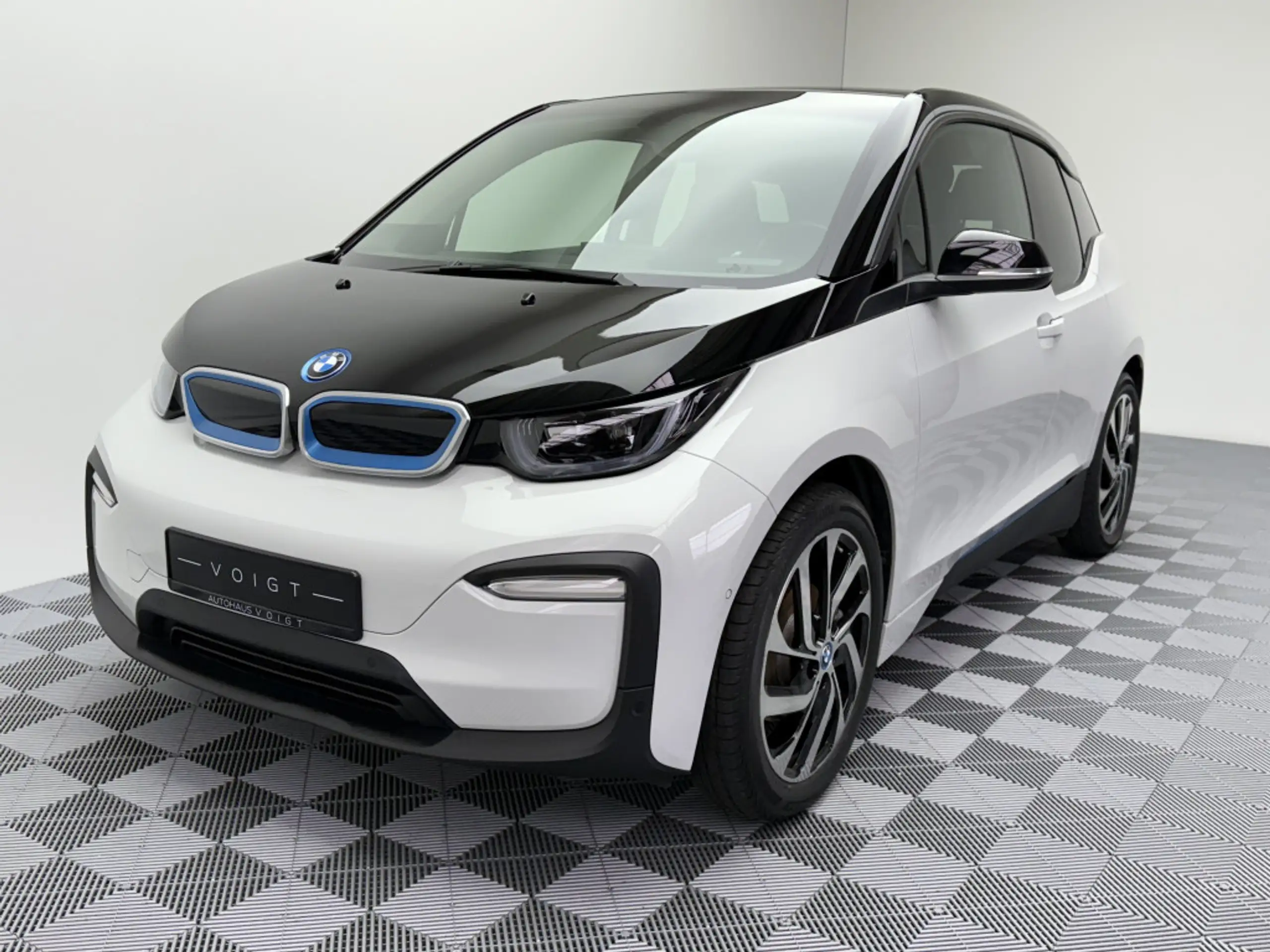 BMW - i3