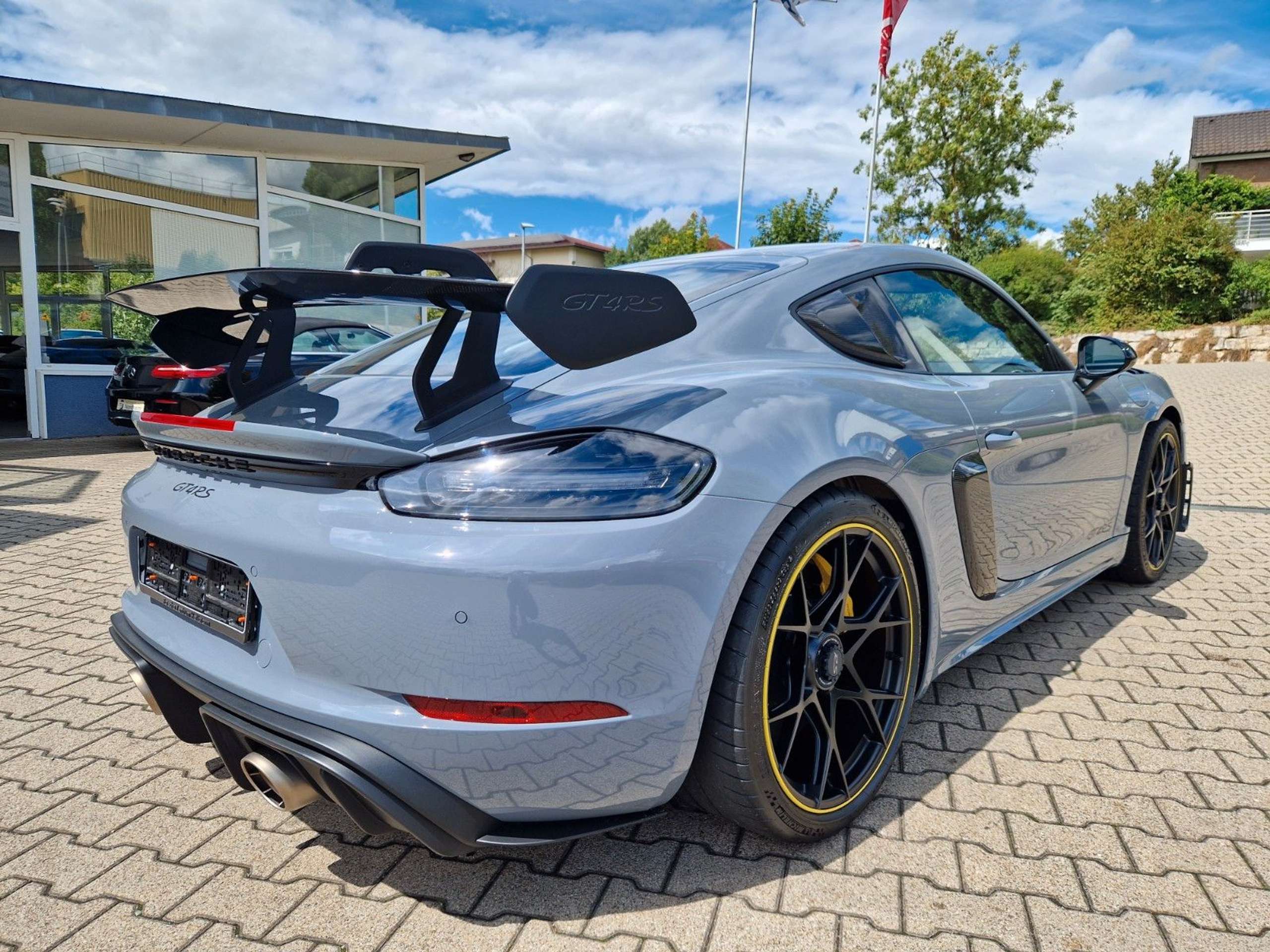 Porsche - Cayman