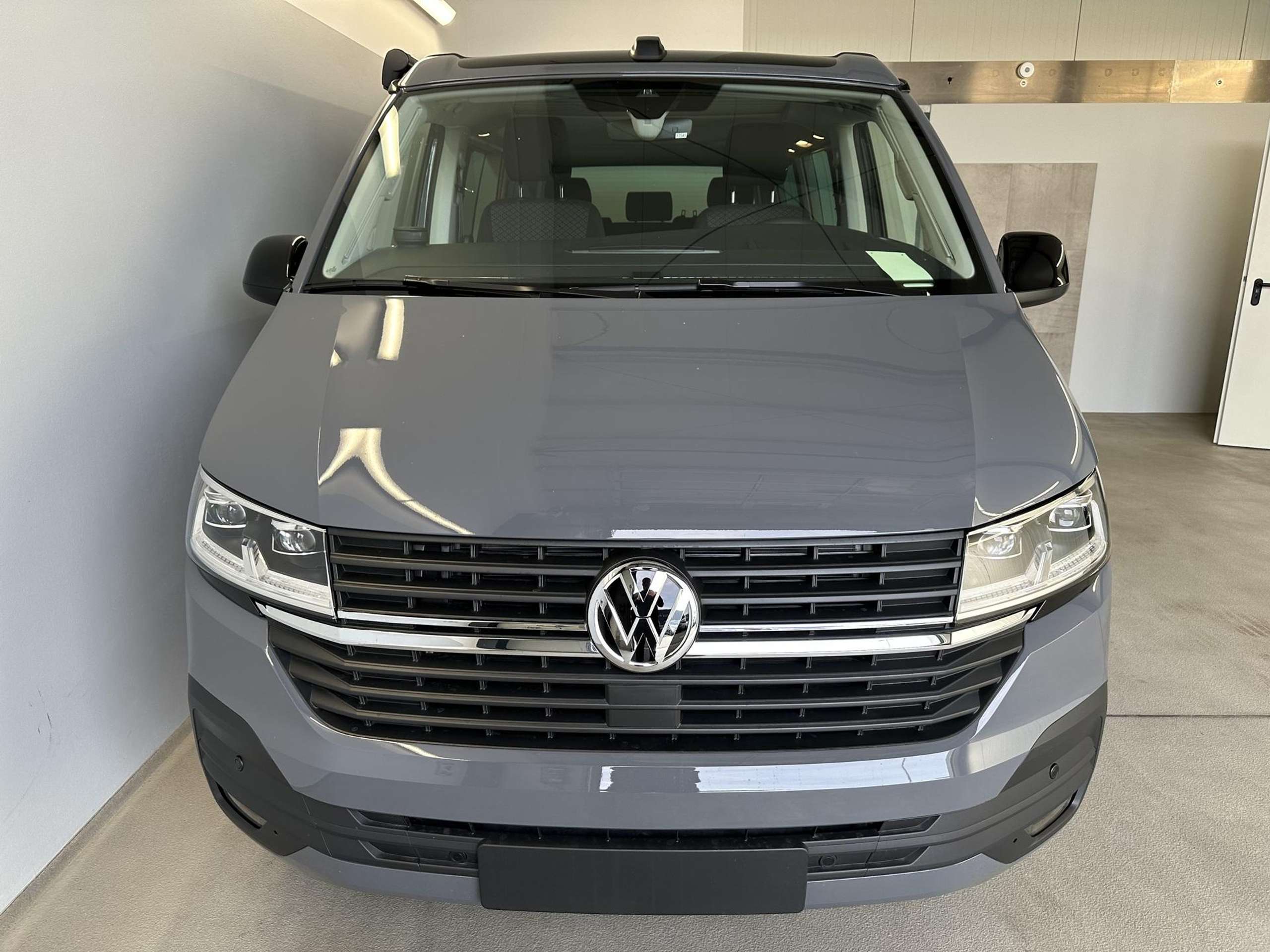 Volkswagen - T6.1 California