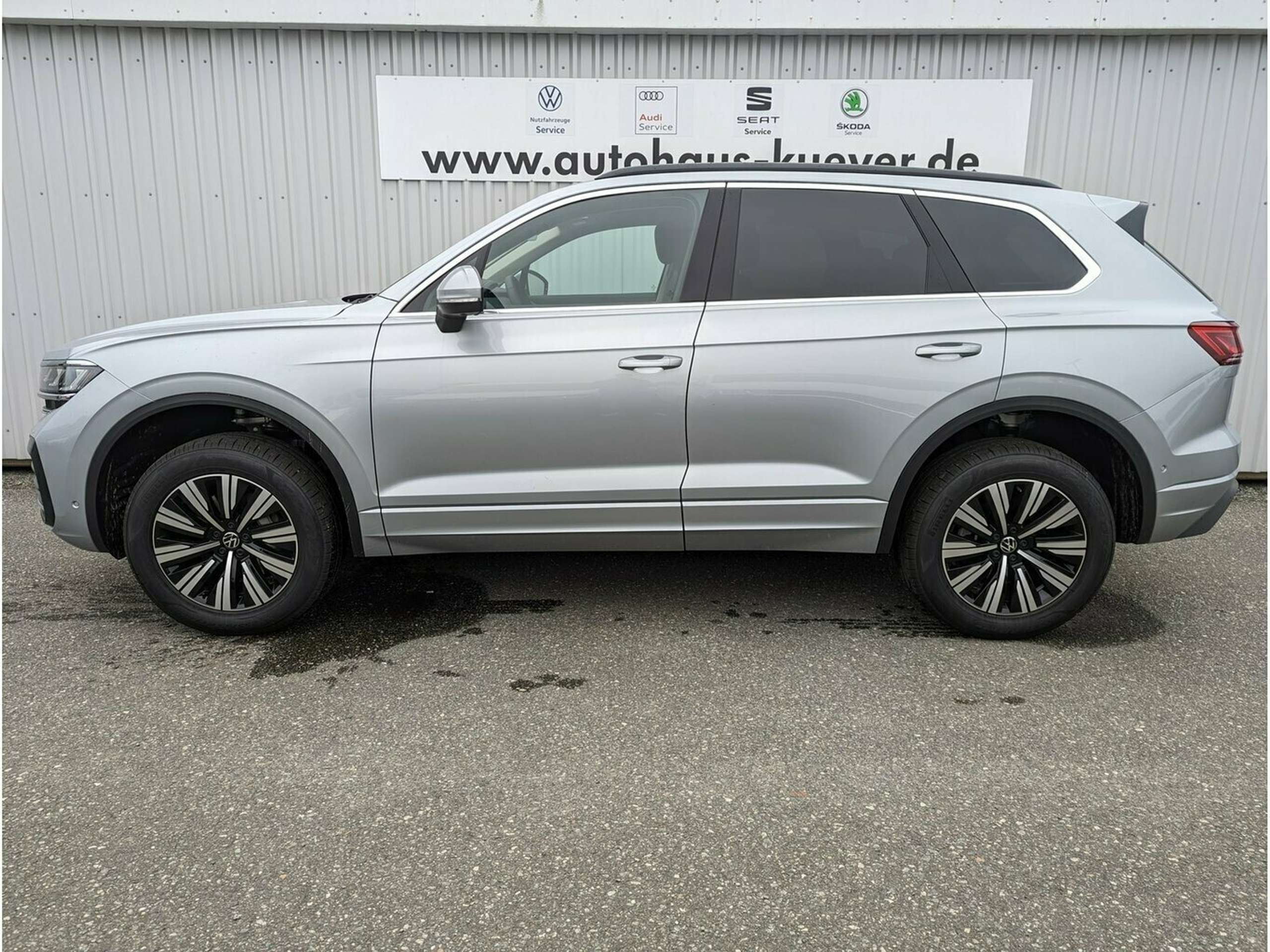 Volkswagen - Touareg