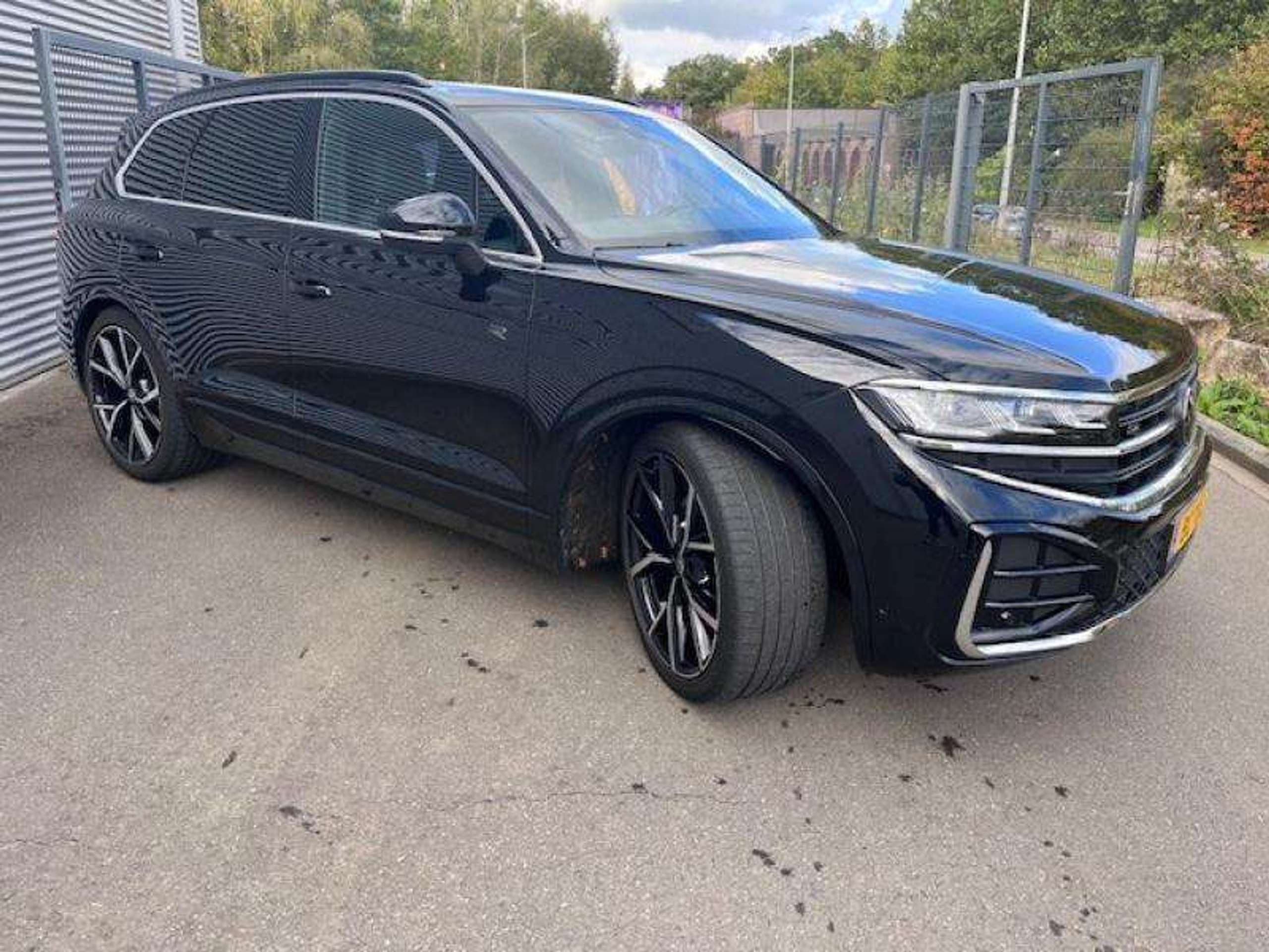 Volkswagen - Touareg