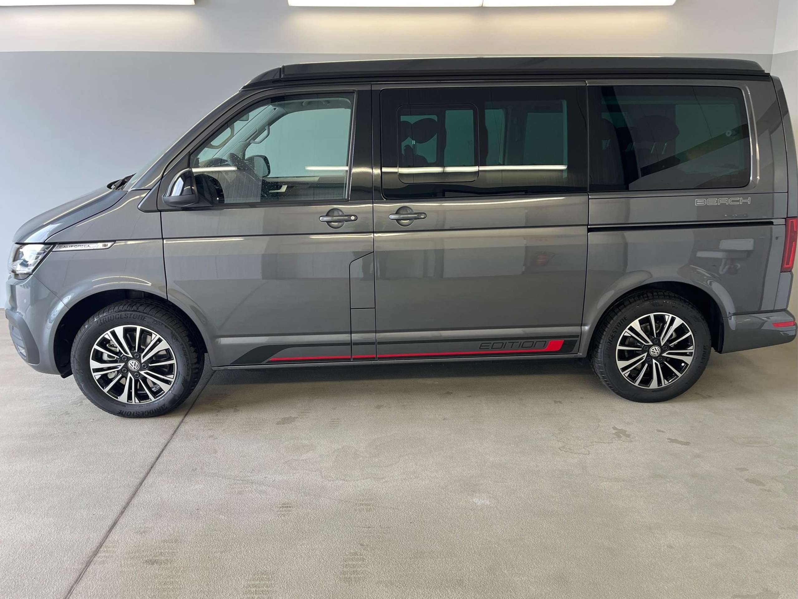 Volkswagen - T6.1 California