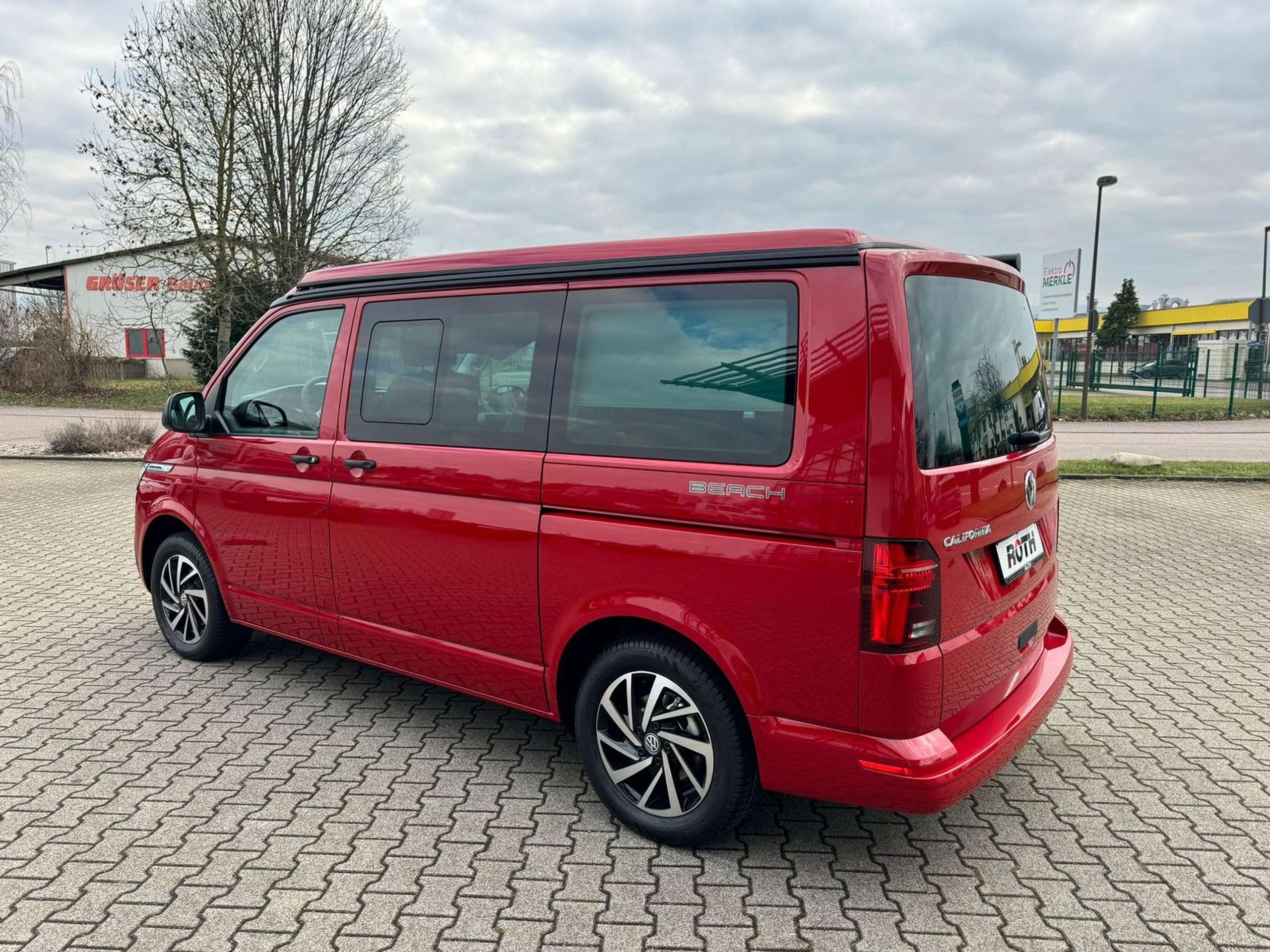 Volkswagen - T6.1 California