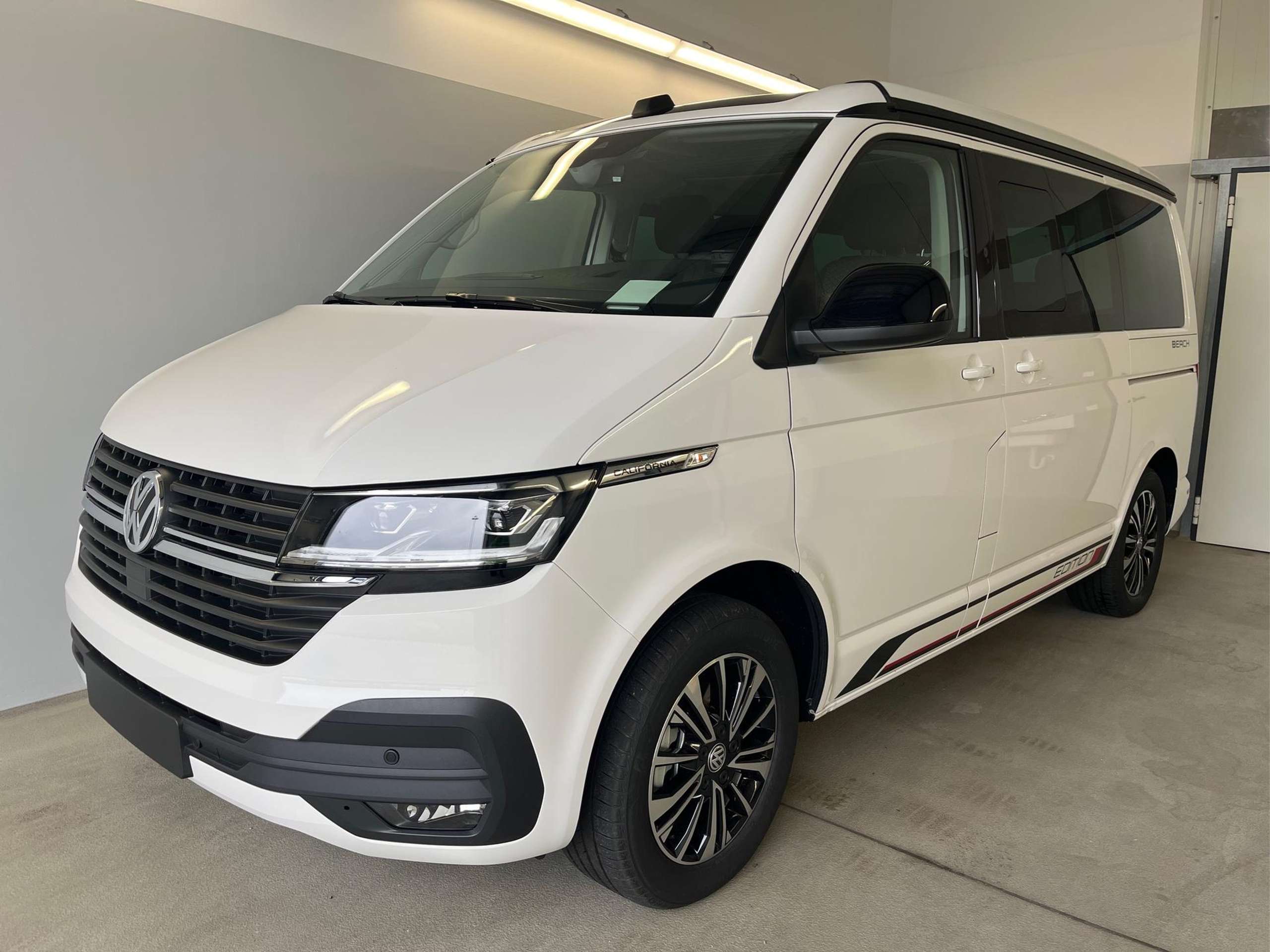 Volkswagen T6.1 California 2024