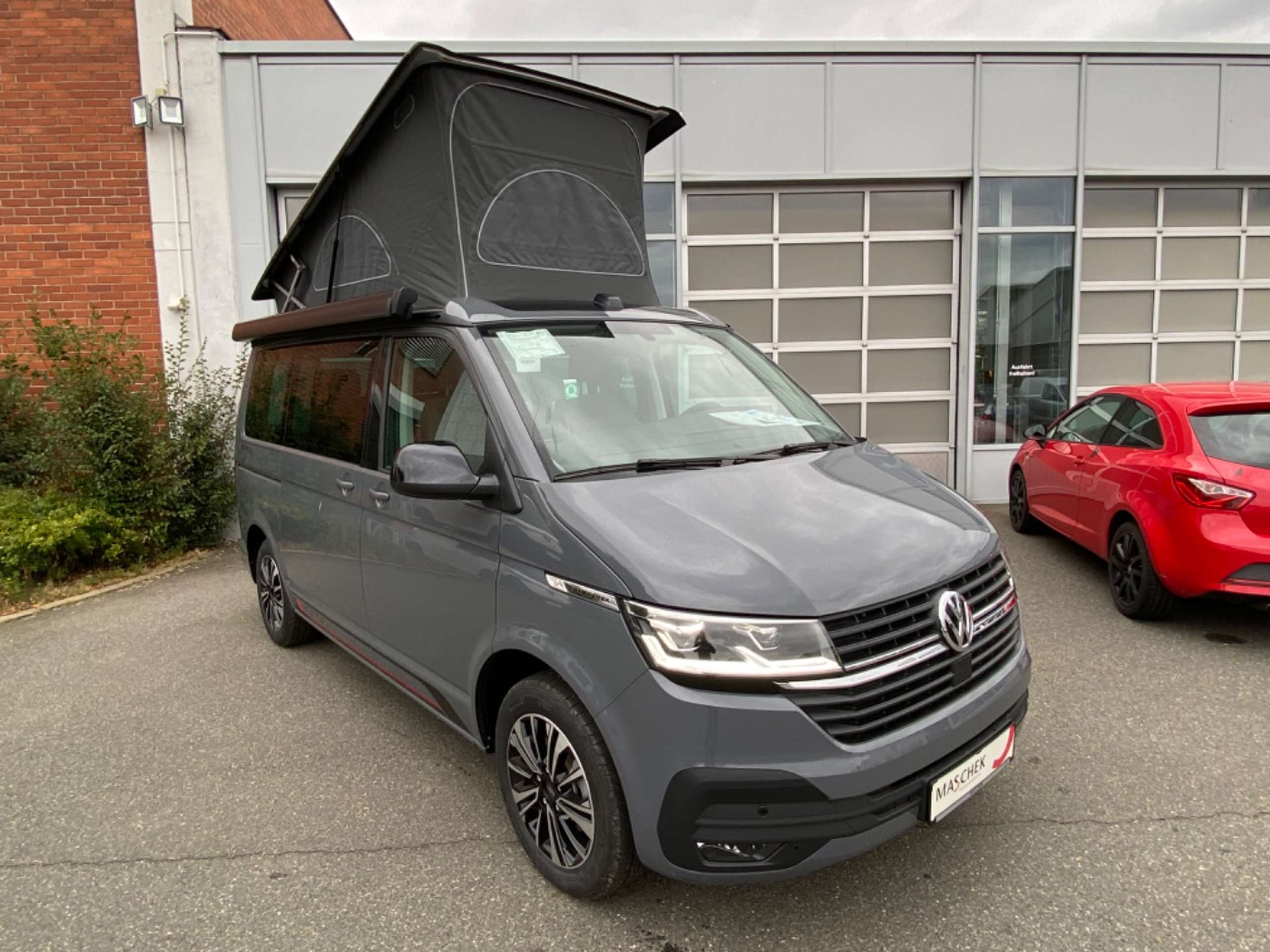 Volkswagen - T6.1 California