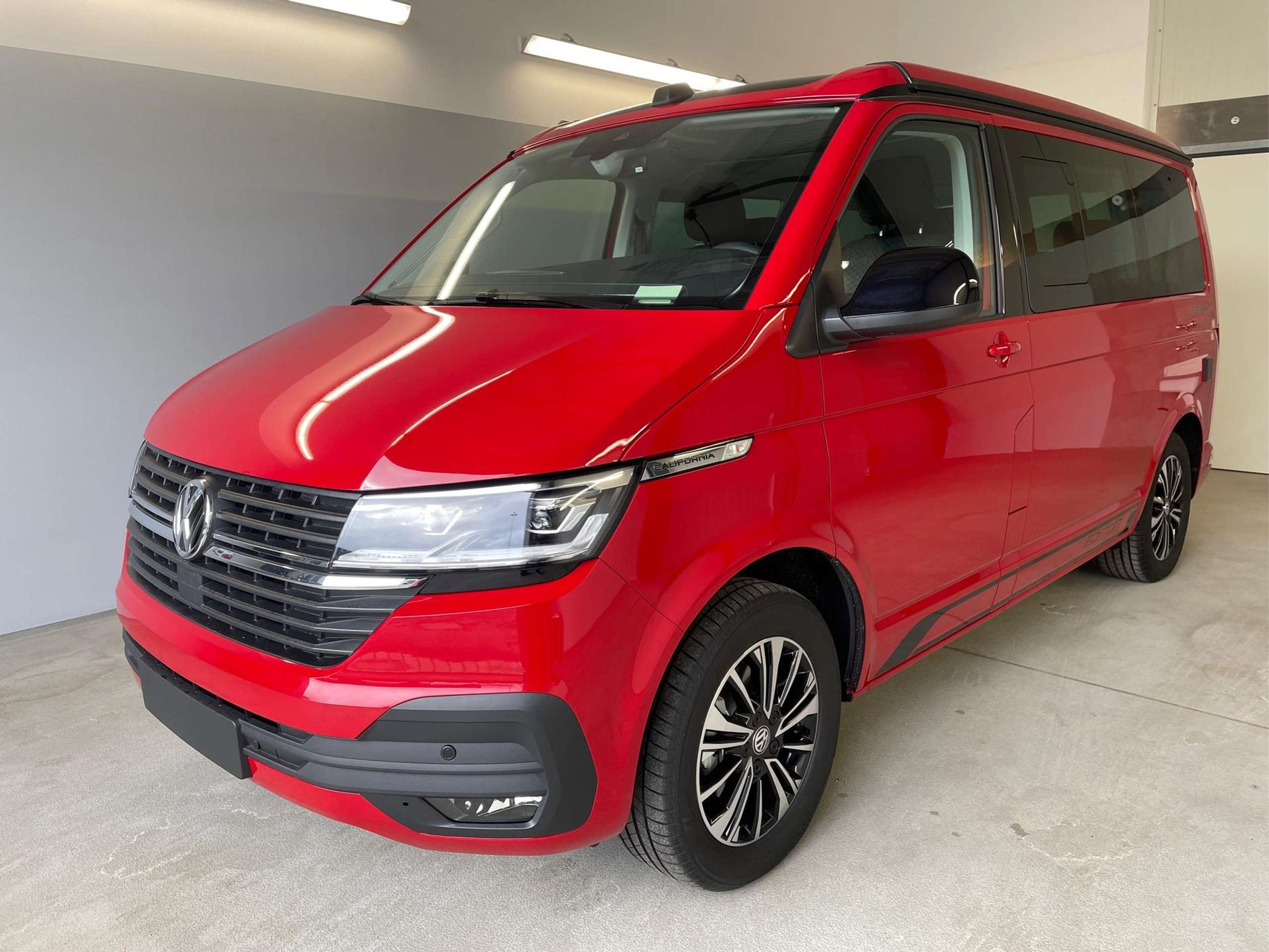 Volkswagen T6.1 California 2023