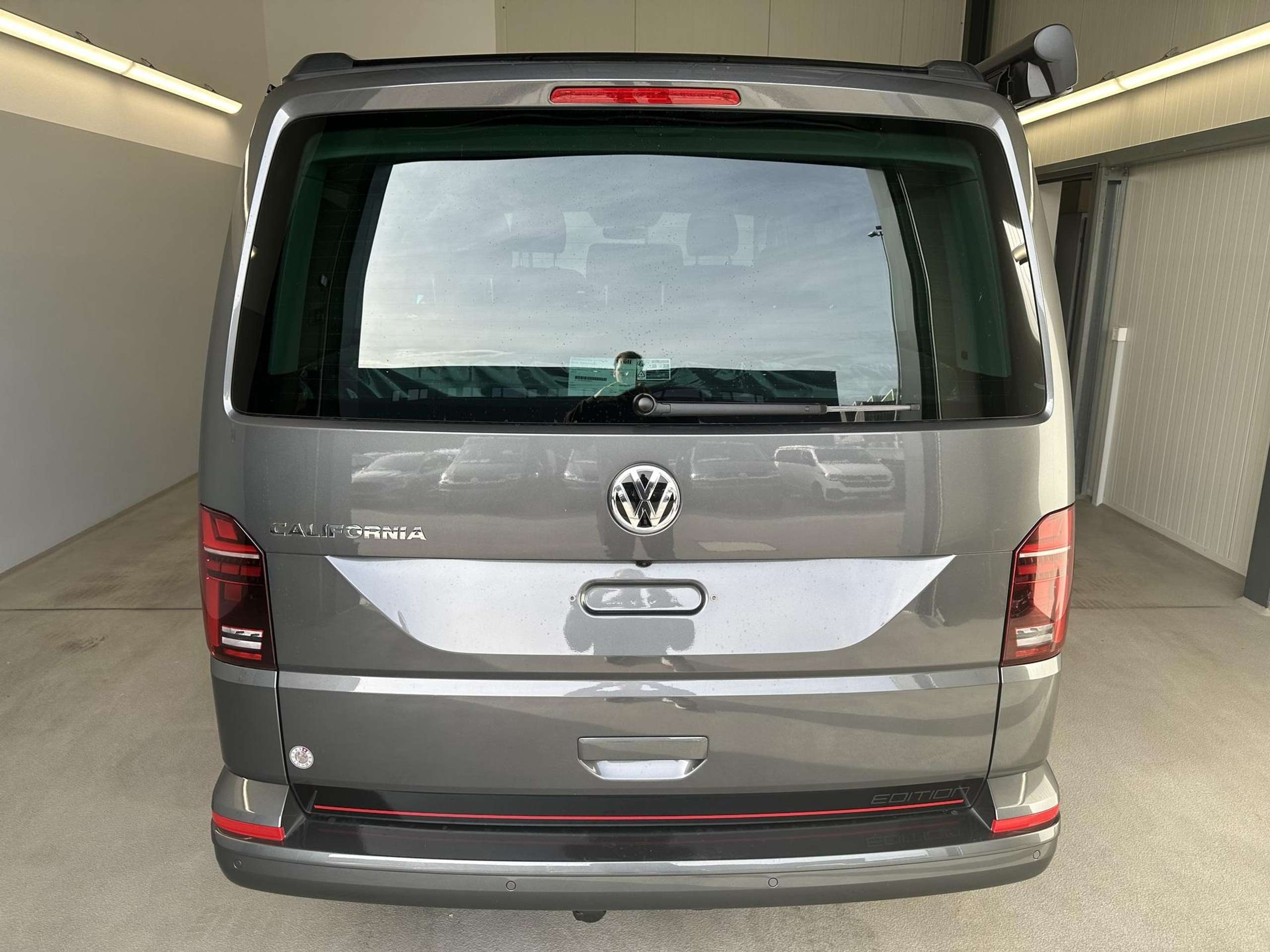 Volkswagen - T6.1 California