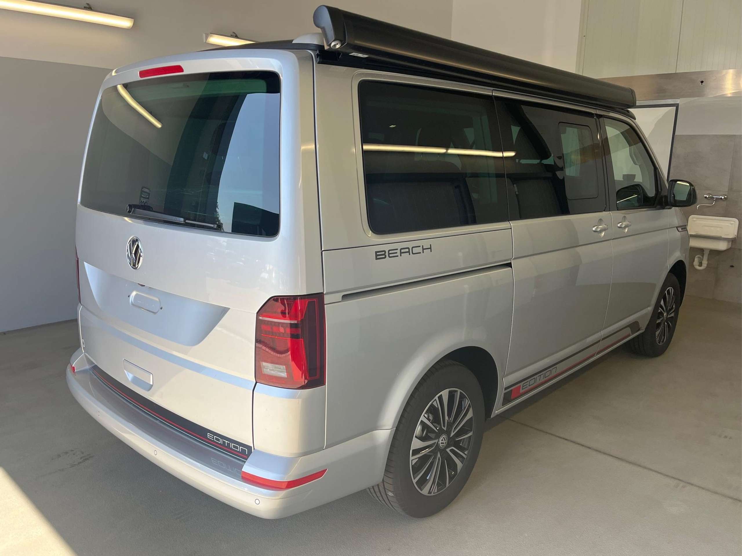 Volkswagen - T6.1 California