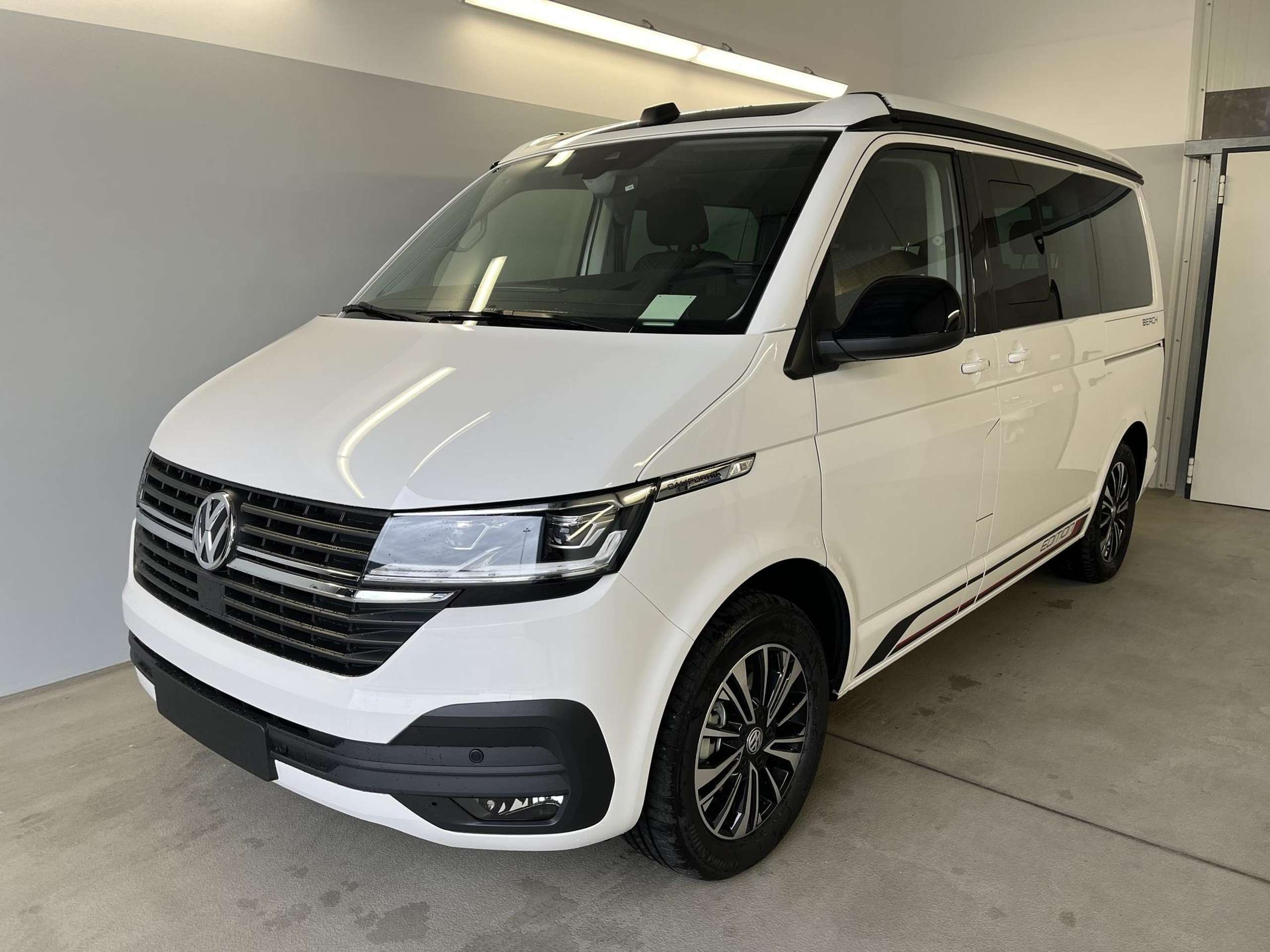 Volkswagen T6.1 California 2024