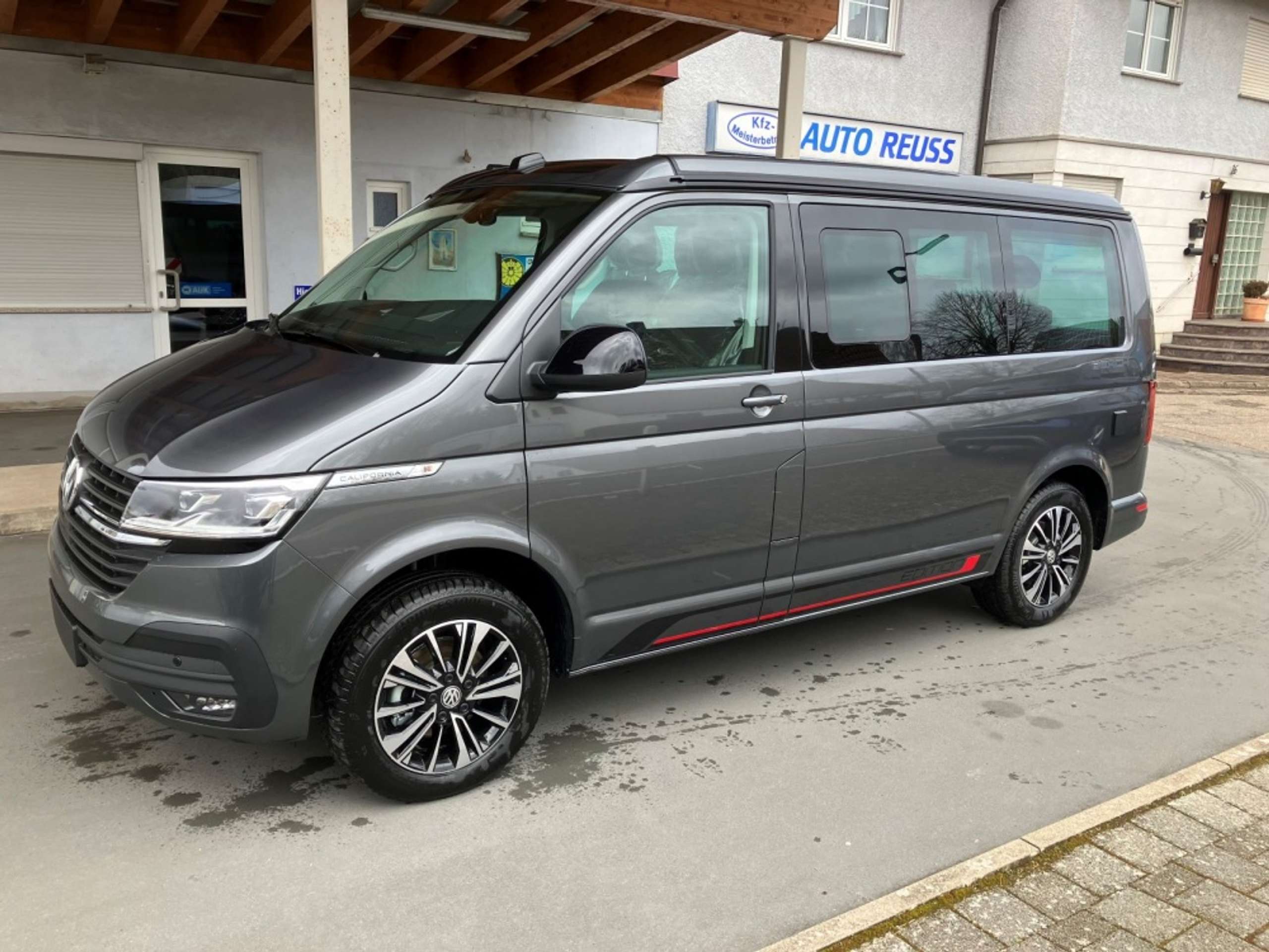 Volkswagen - T6.1 California