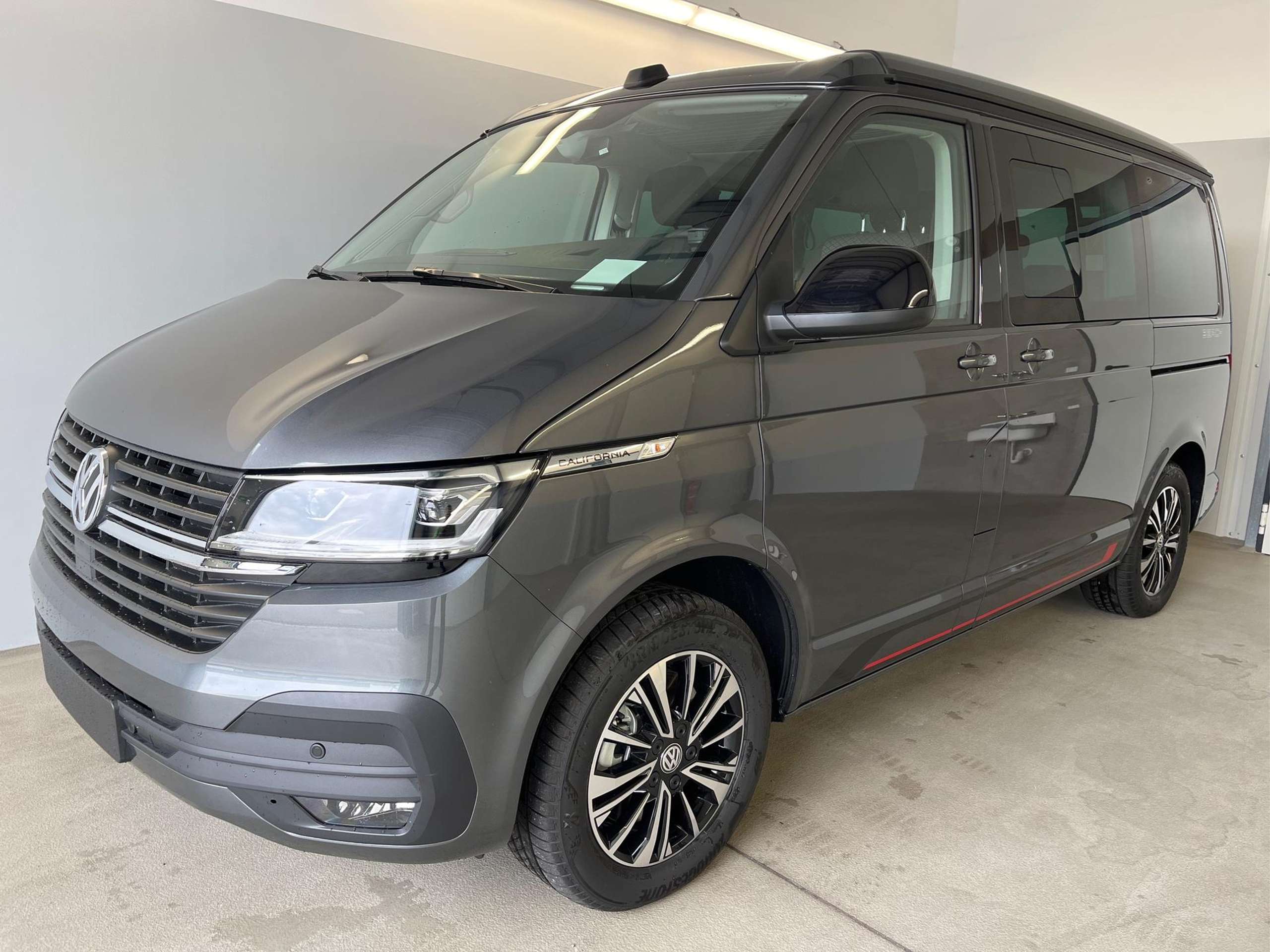 Volkswagen T6.1 California 2024