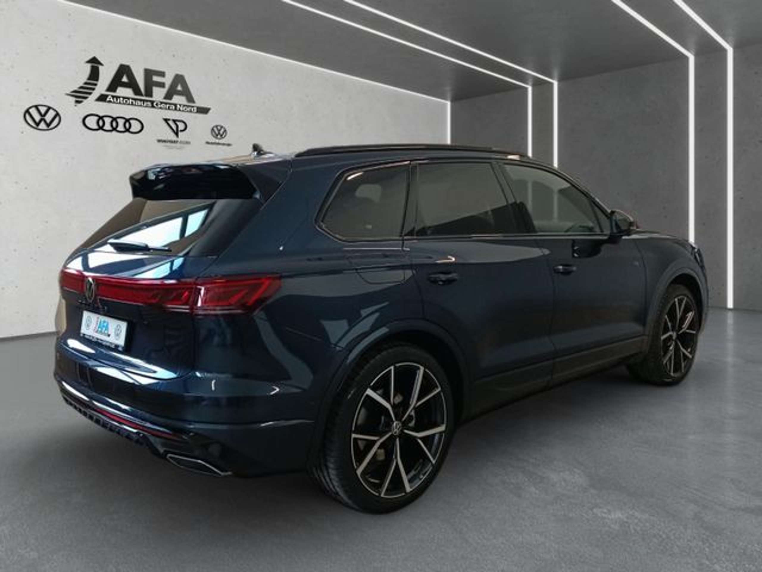 Volkswagen - Touareg