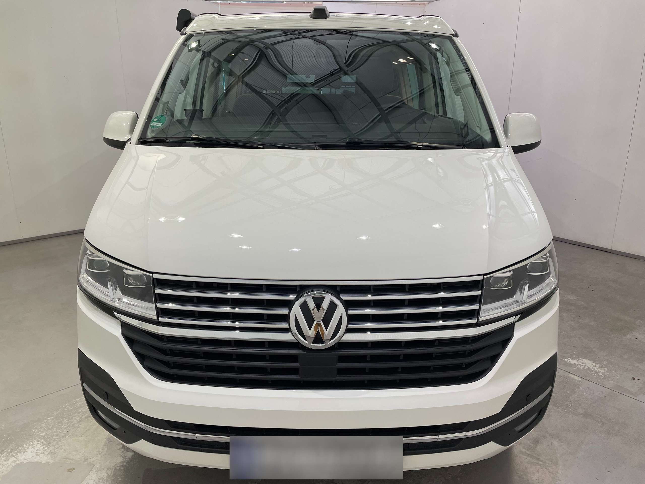 Volkswagen - T6.1 California