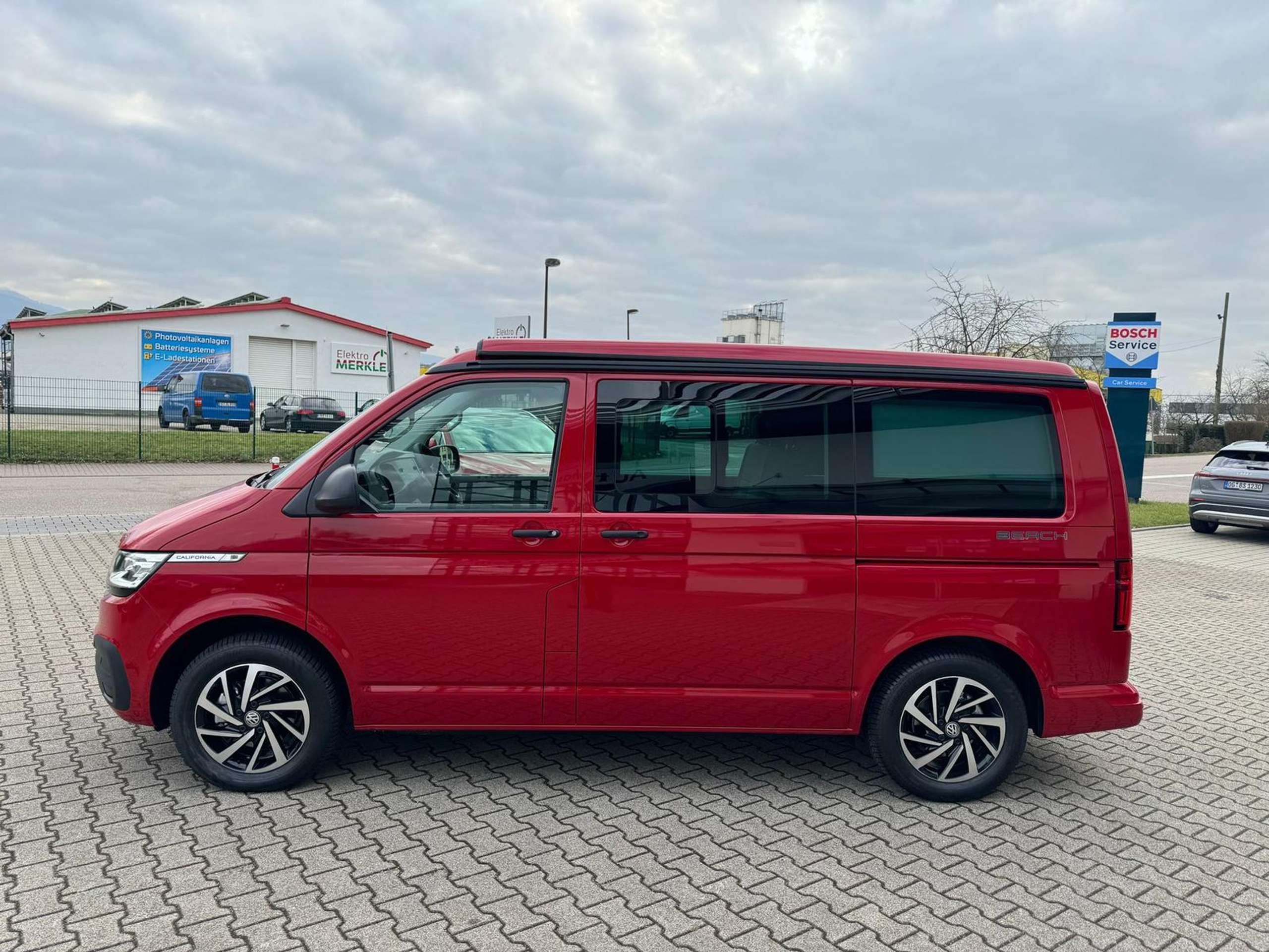 Volkswagen - T6.1 California