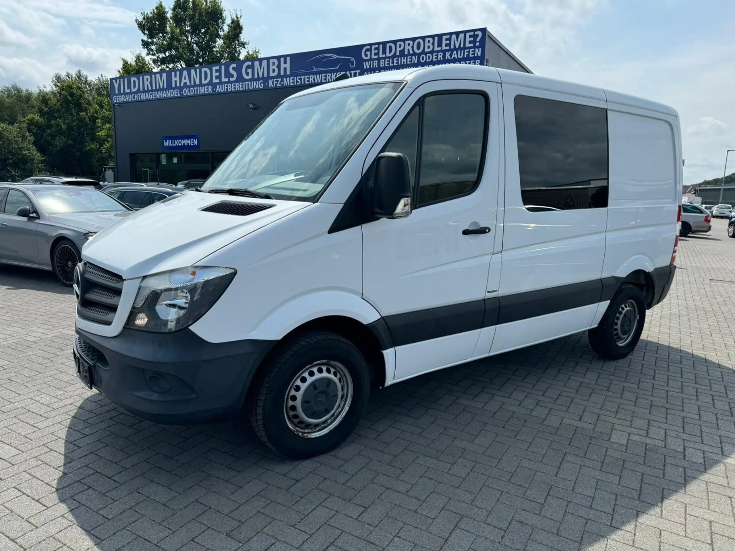 Mercedes-Benz - Sprinter