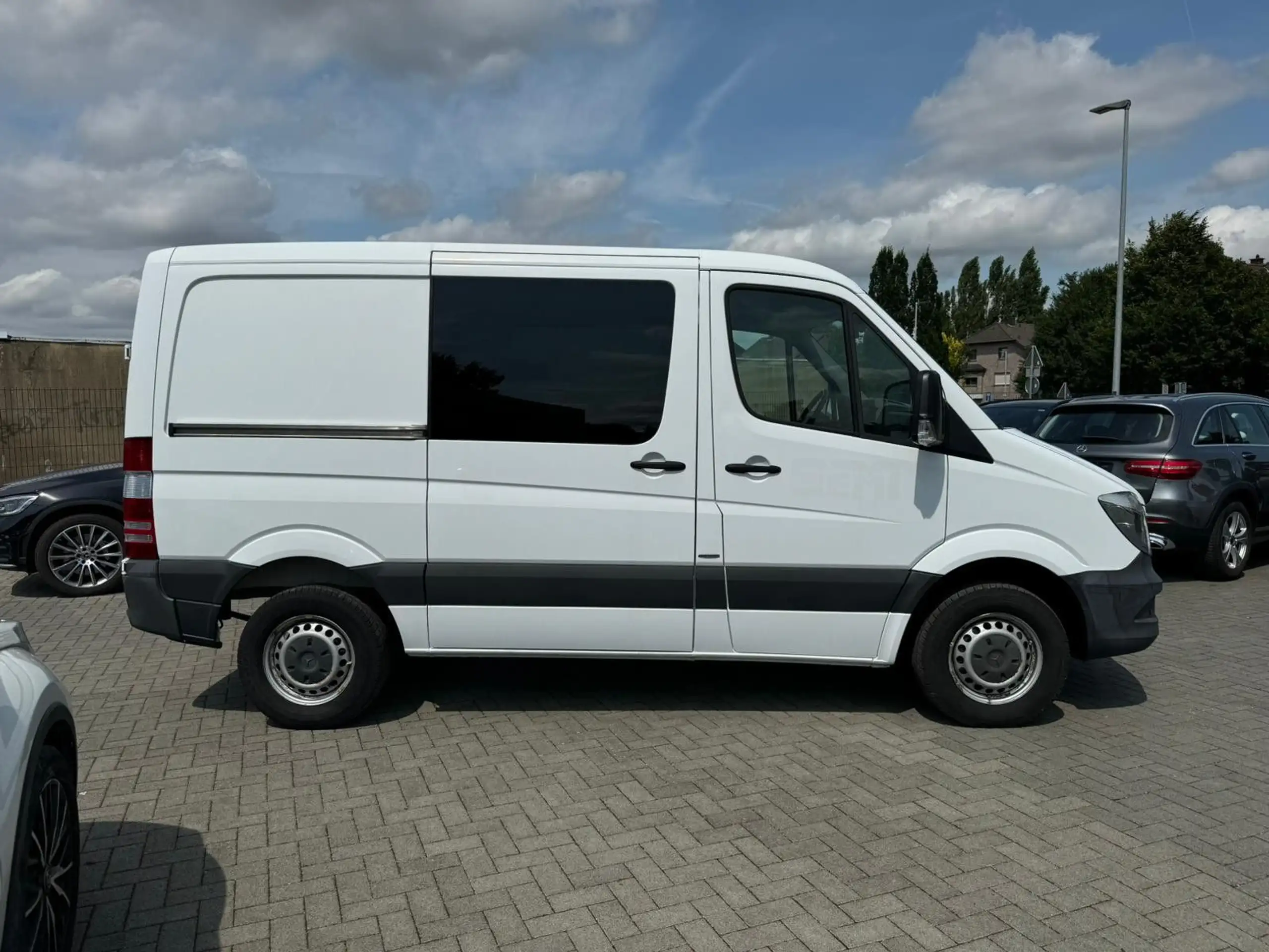 Mercedes-Benz - Sprinter