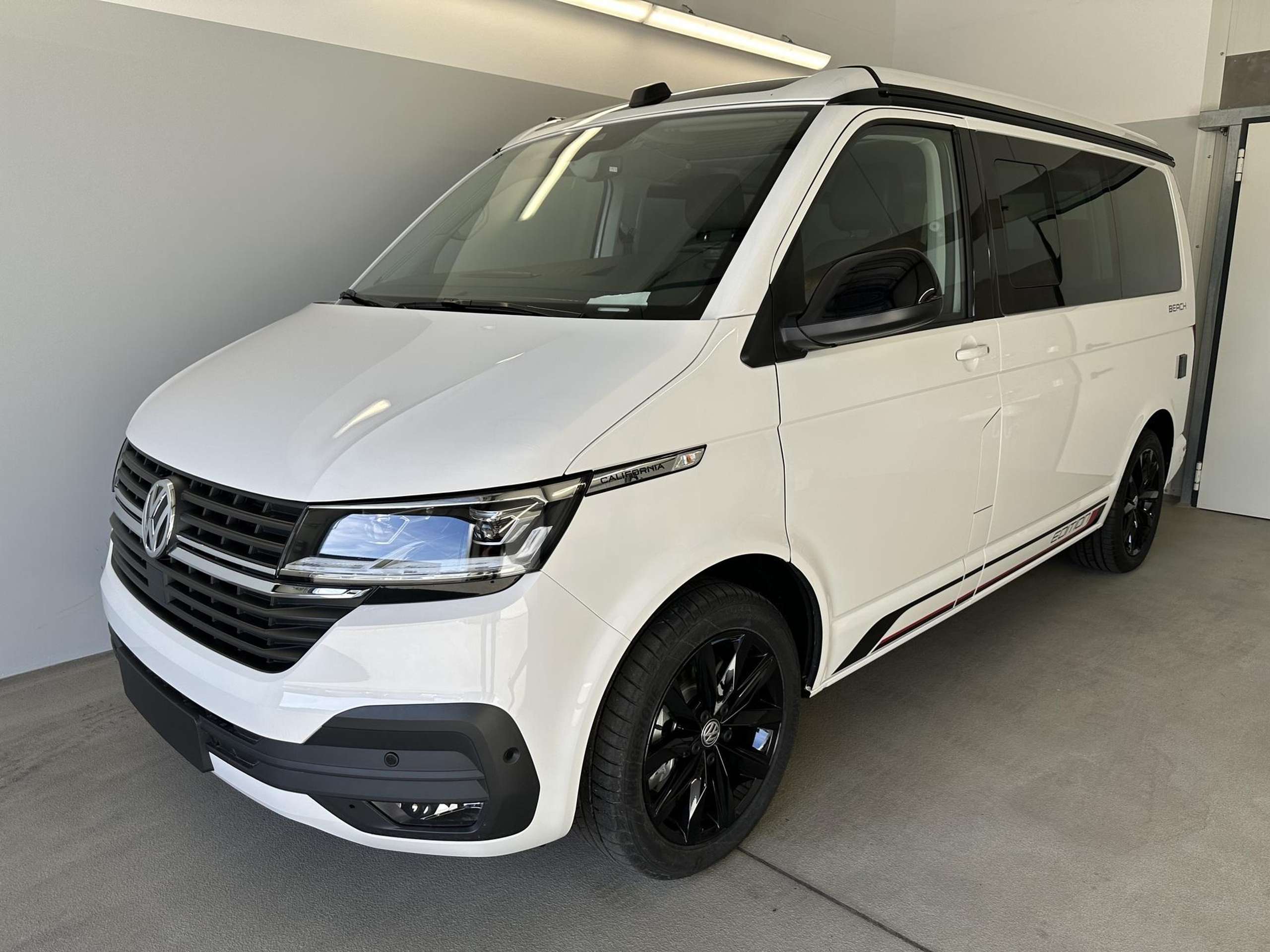 Volkswagen T6.1 California 2023