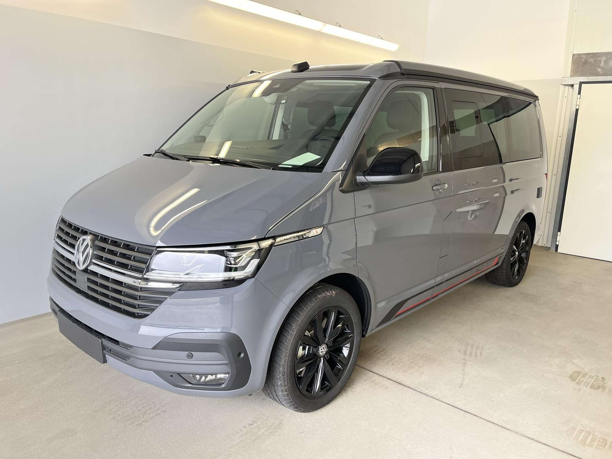 Volkswagen T6.1 California 2024