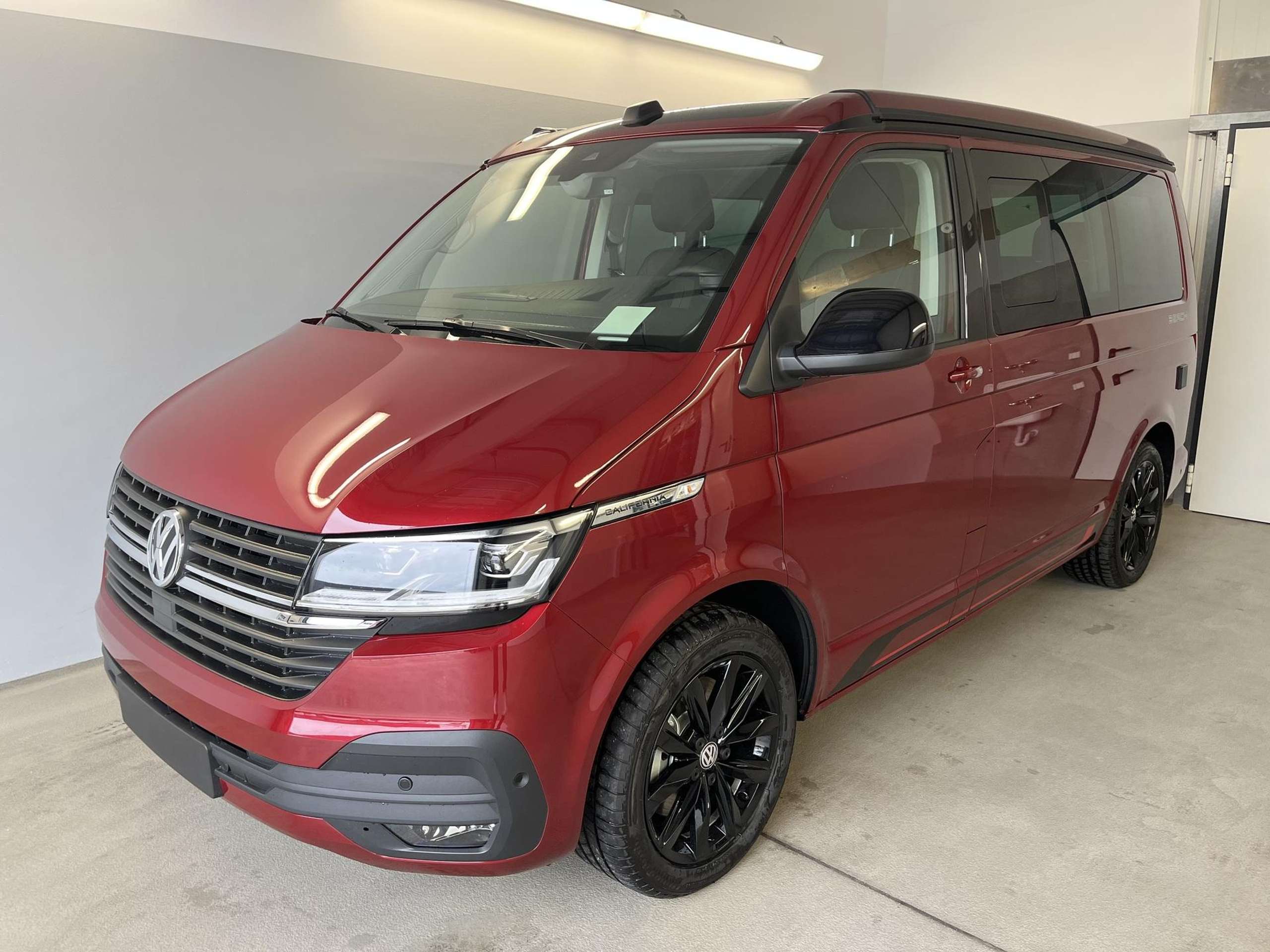 Volkswagen T6.1 California 2024