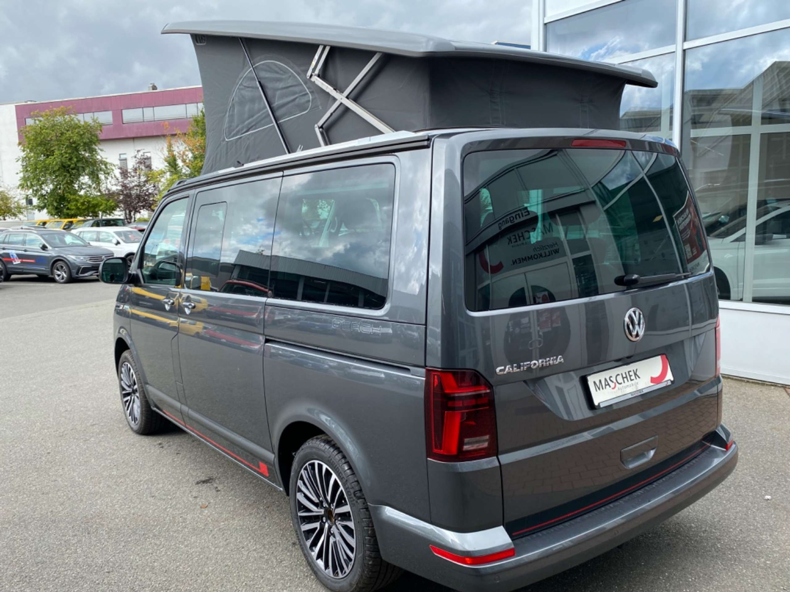 Volkswagen - T6.1 California