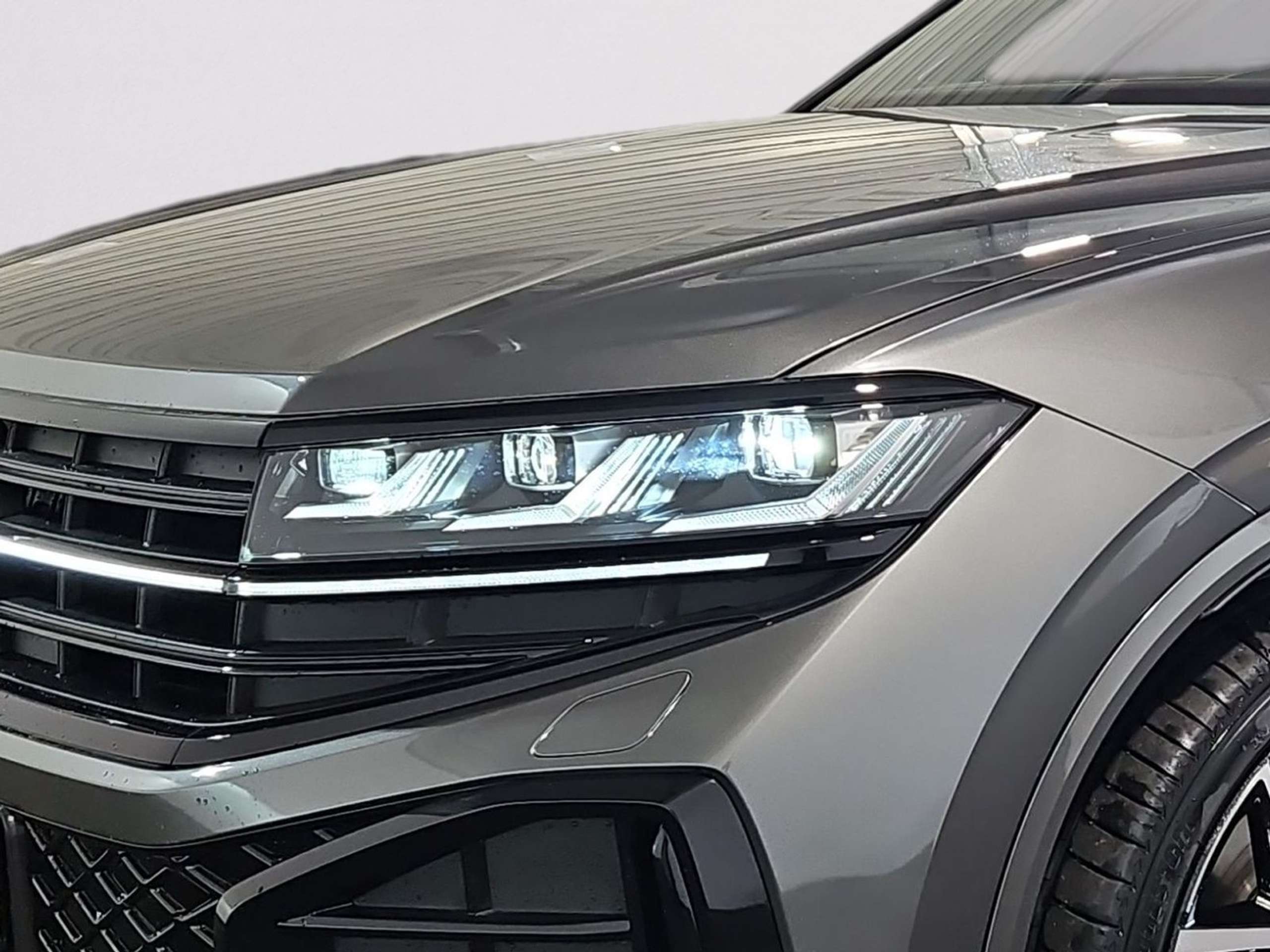 Volkswagen - Touareg