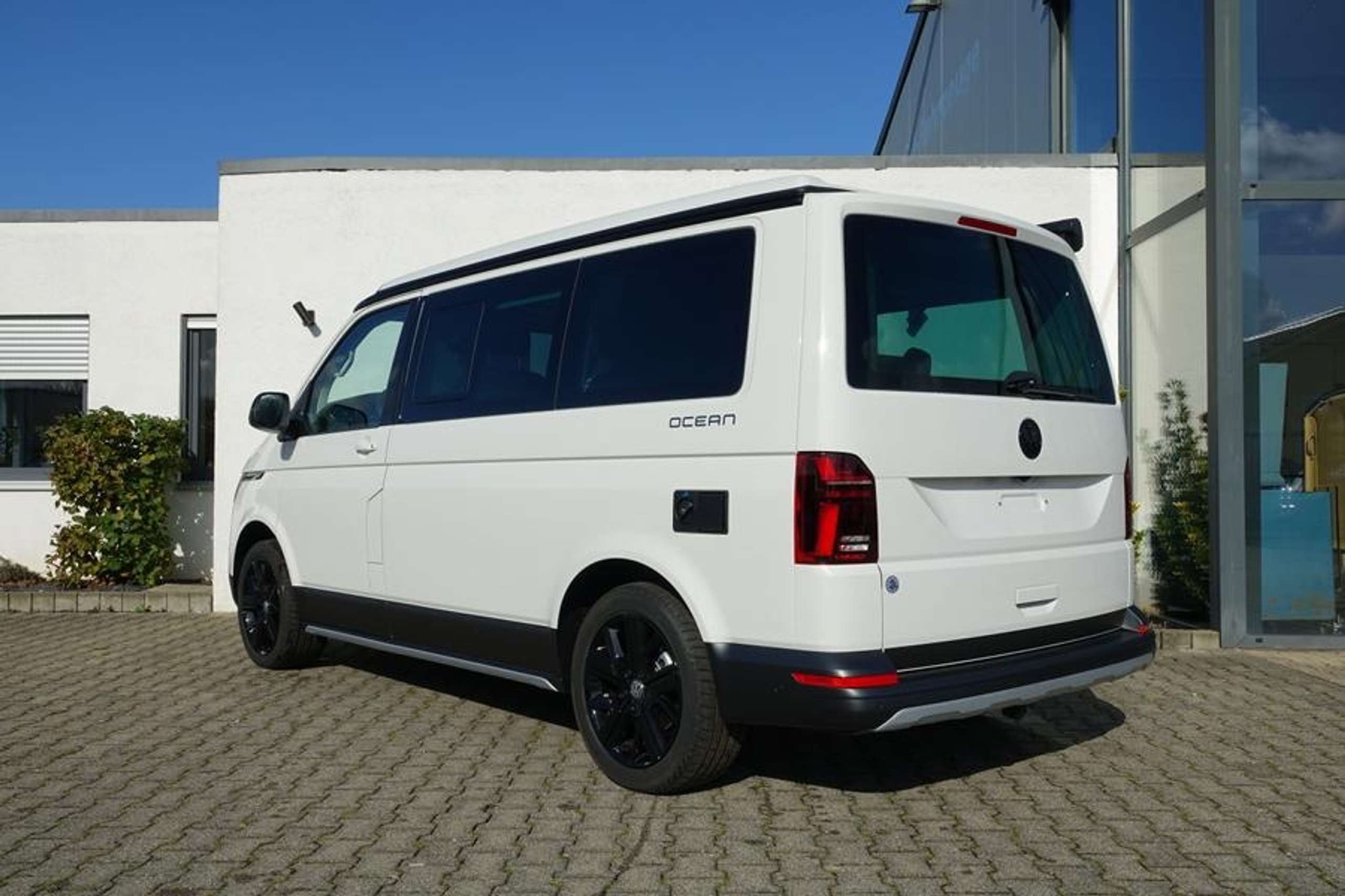 Volkswagen - T6.1 California