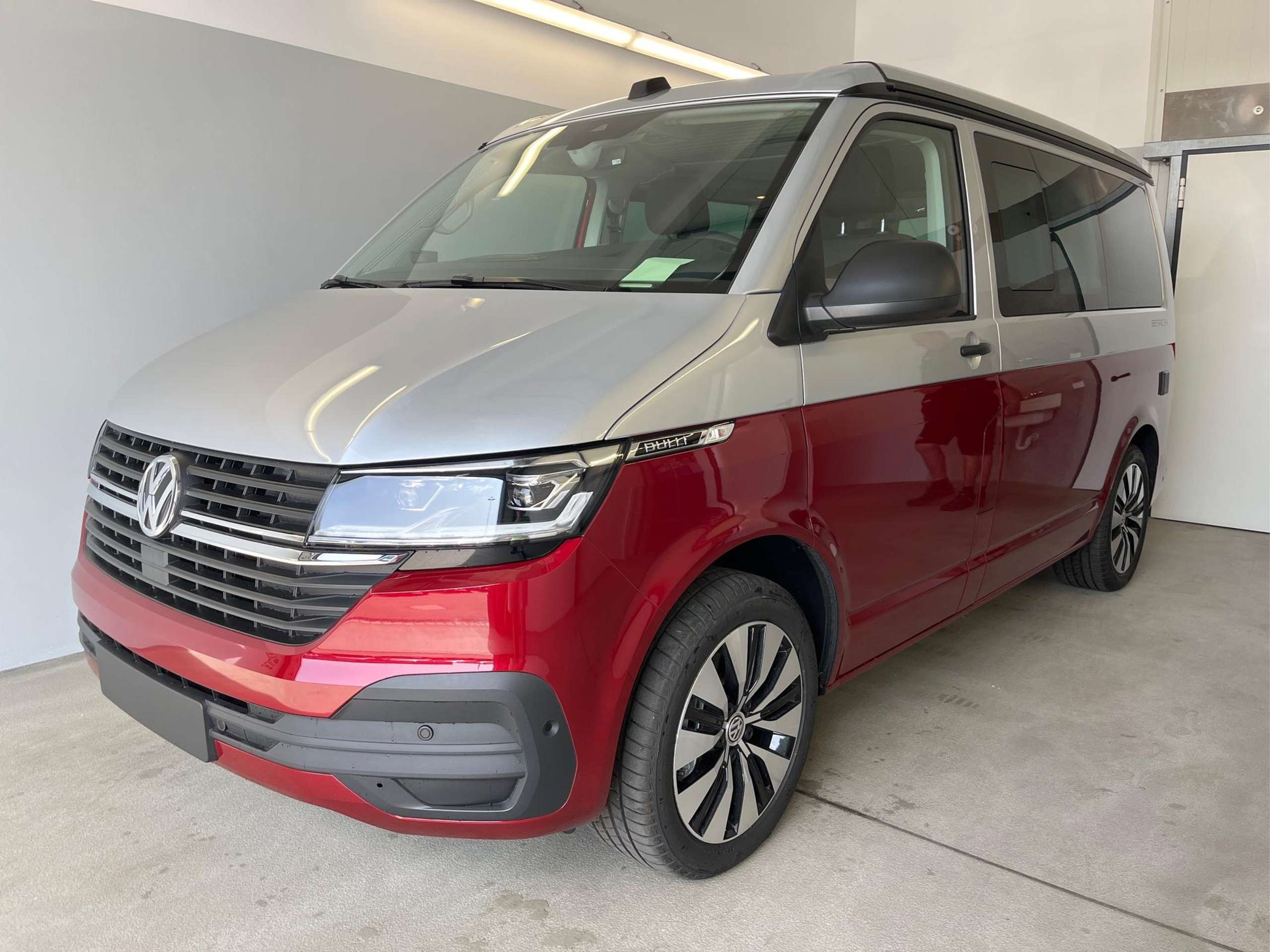 Volkswagen - T6.1 California