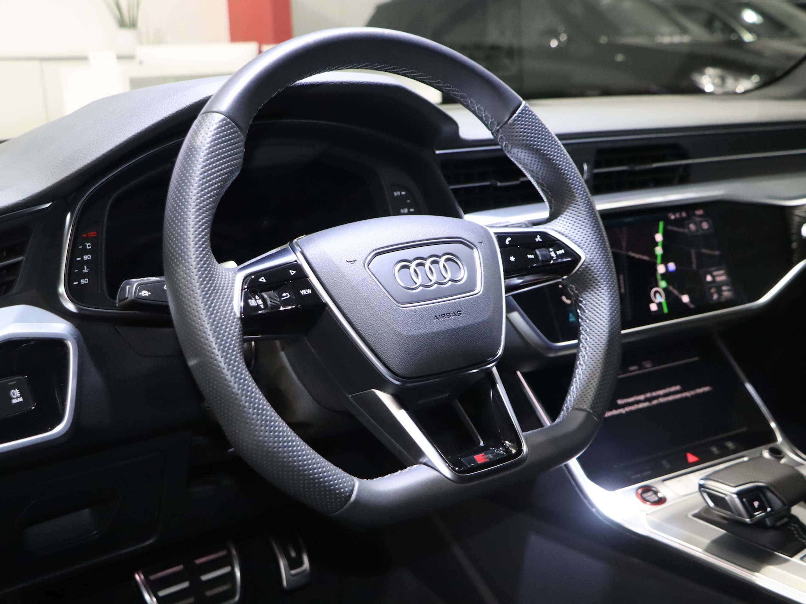 Audi - S6