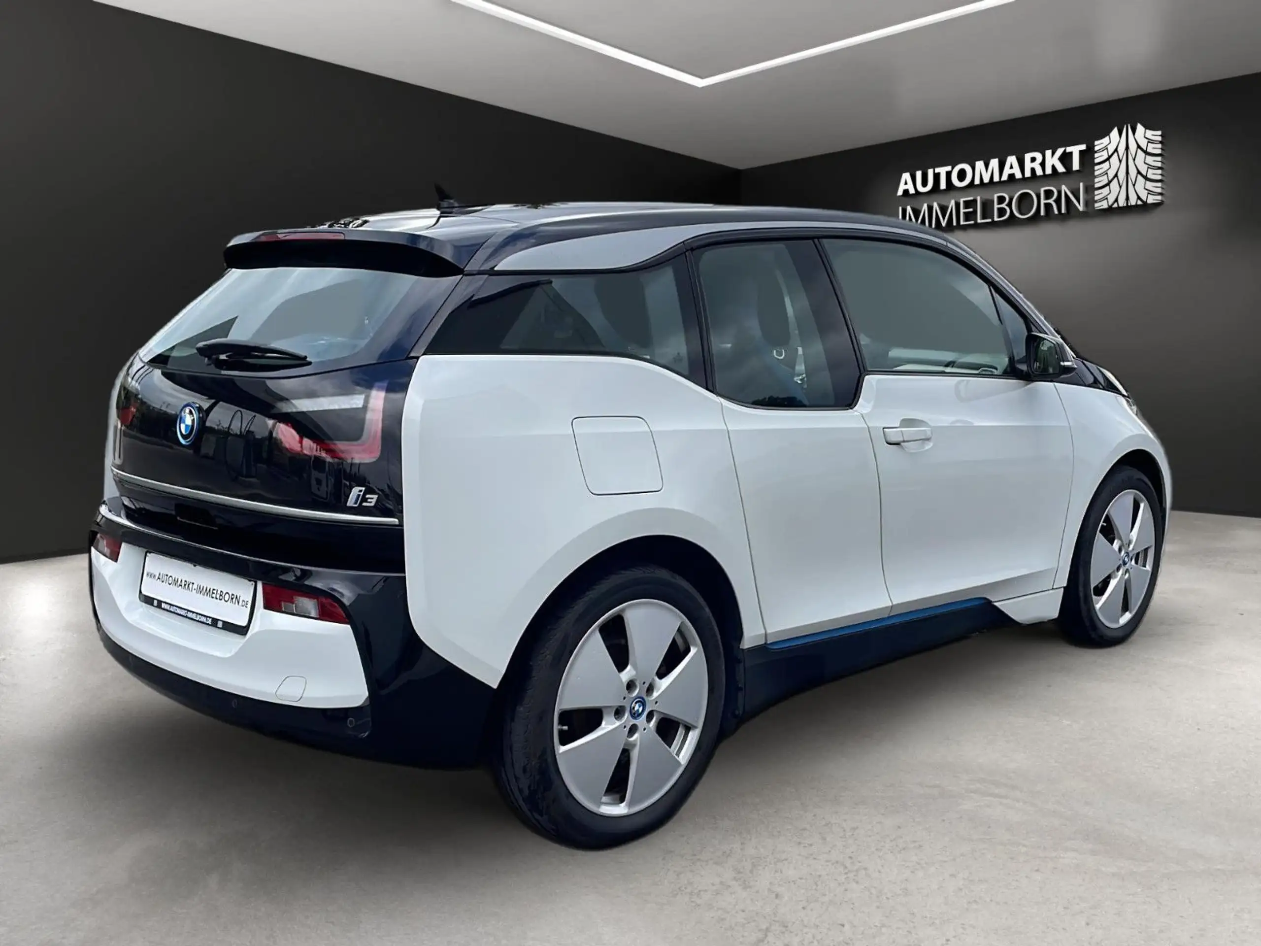 BMW - i3