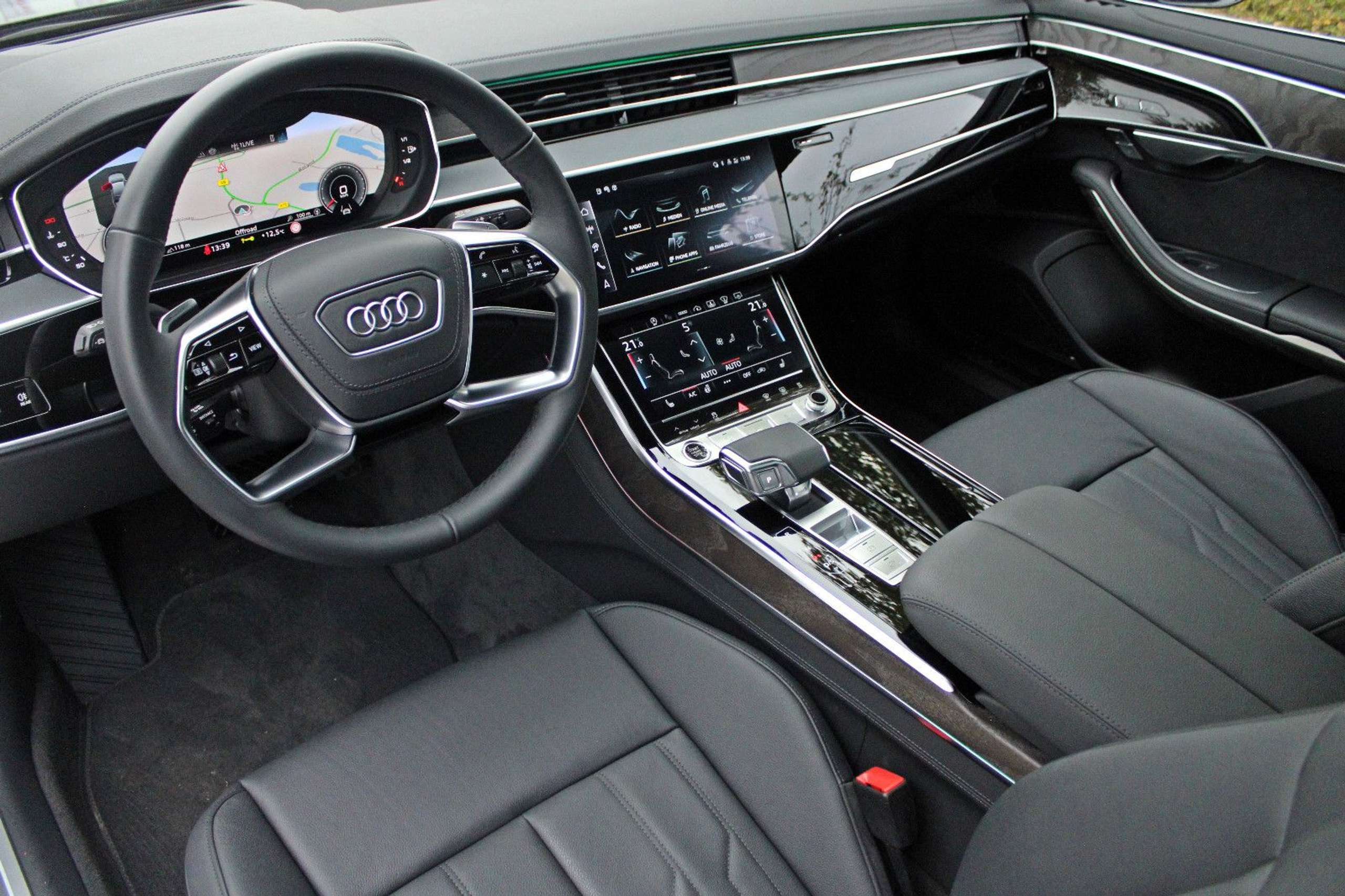 Audi - A8