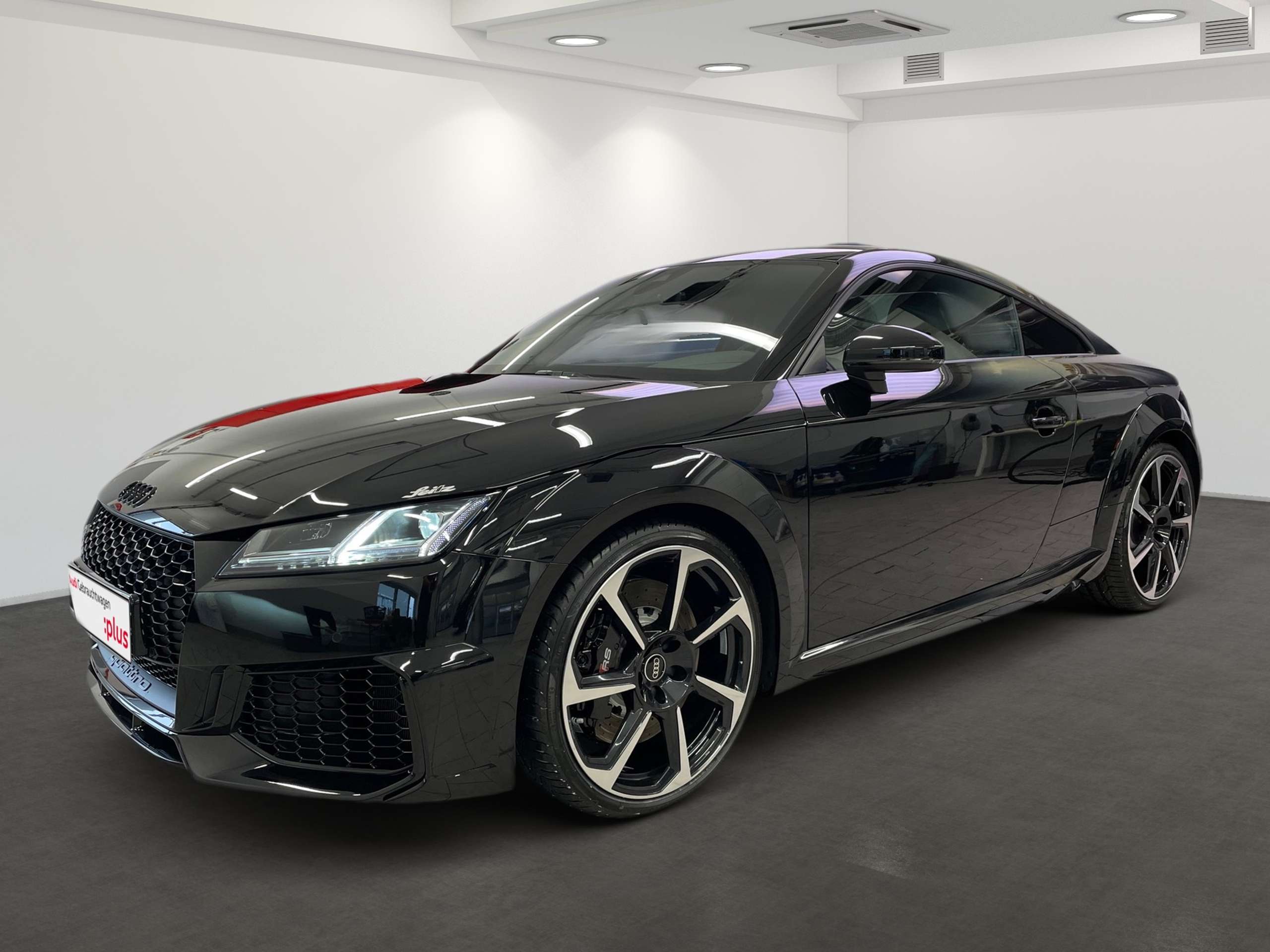 Audi - TT RS