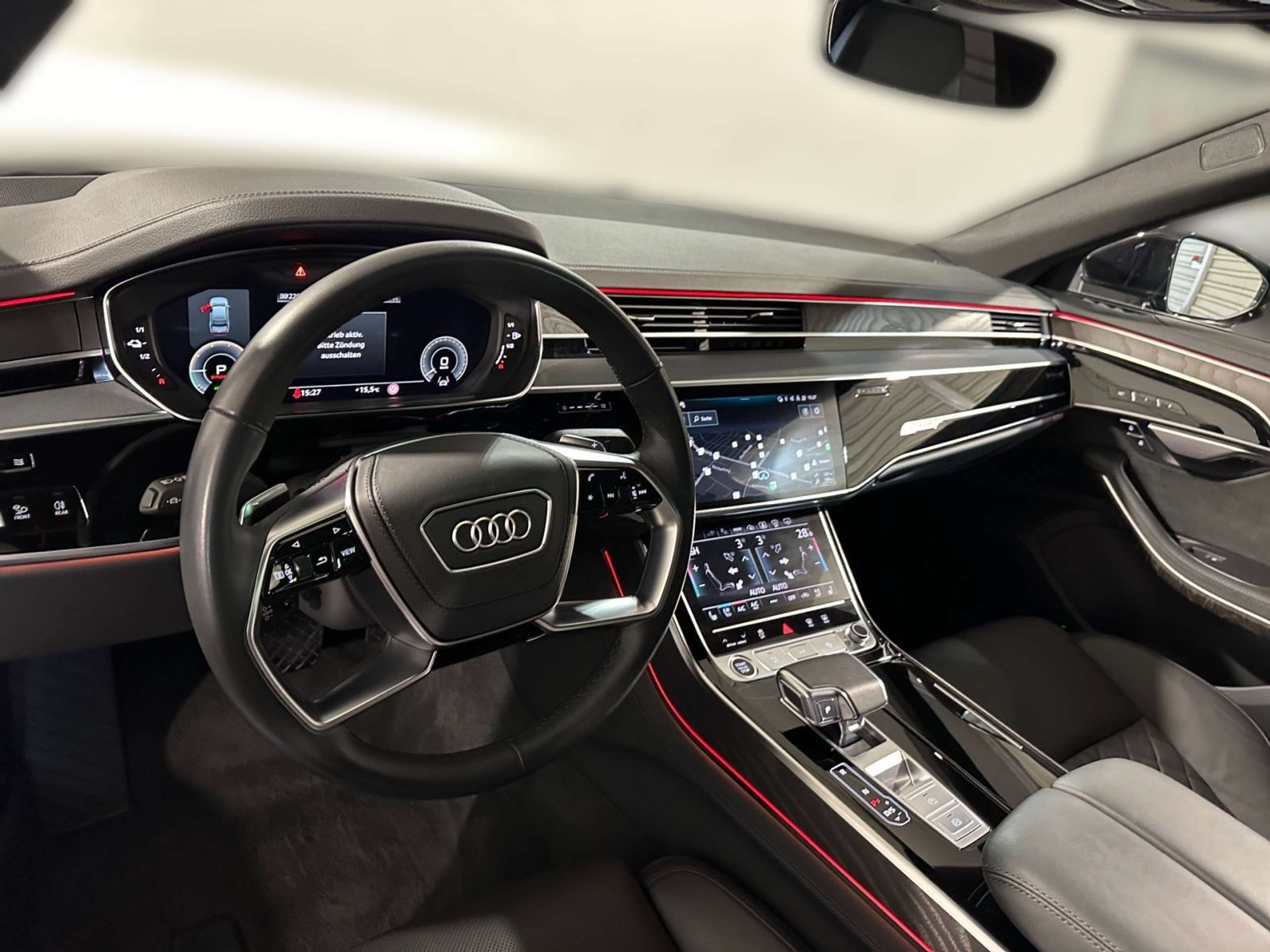 Audi - A8