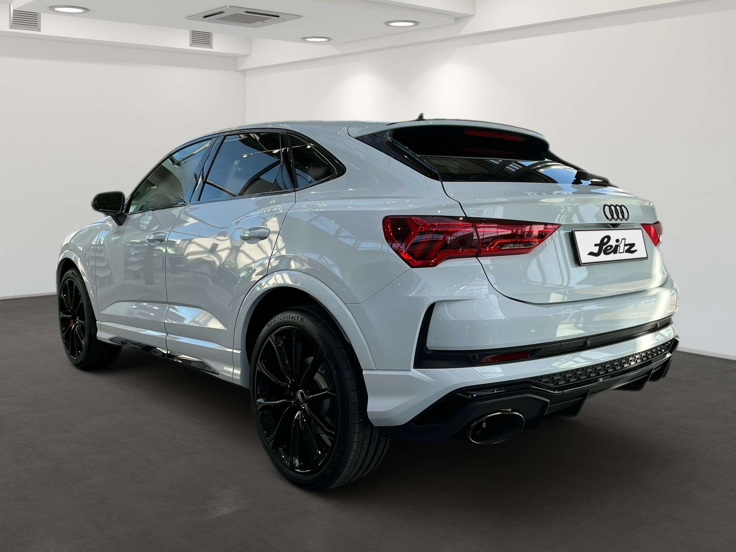 Audi - RS Q3