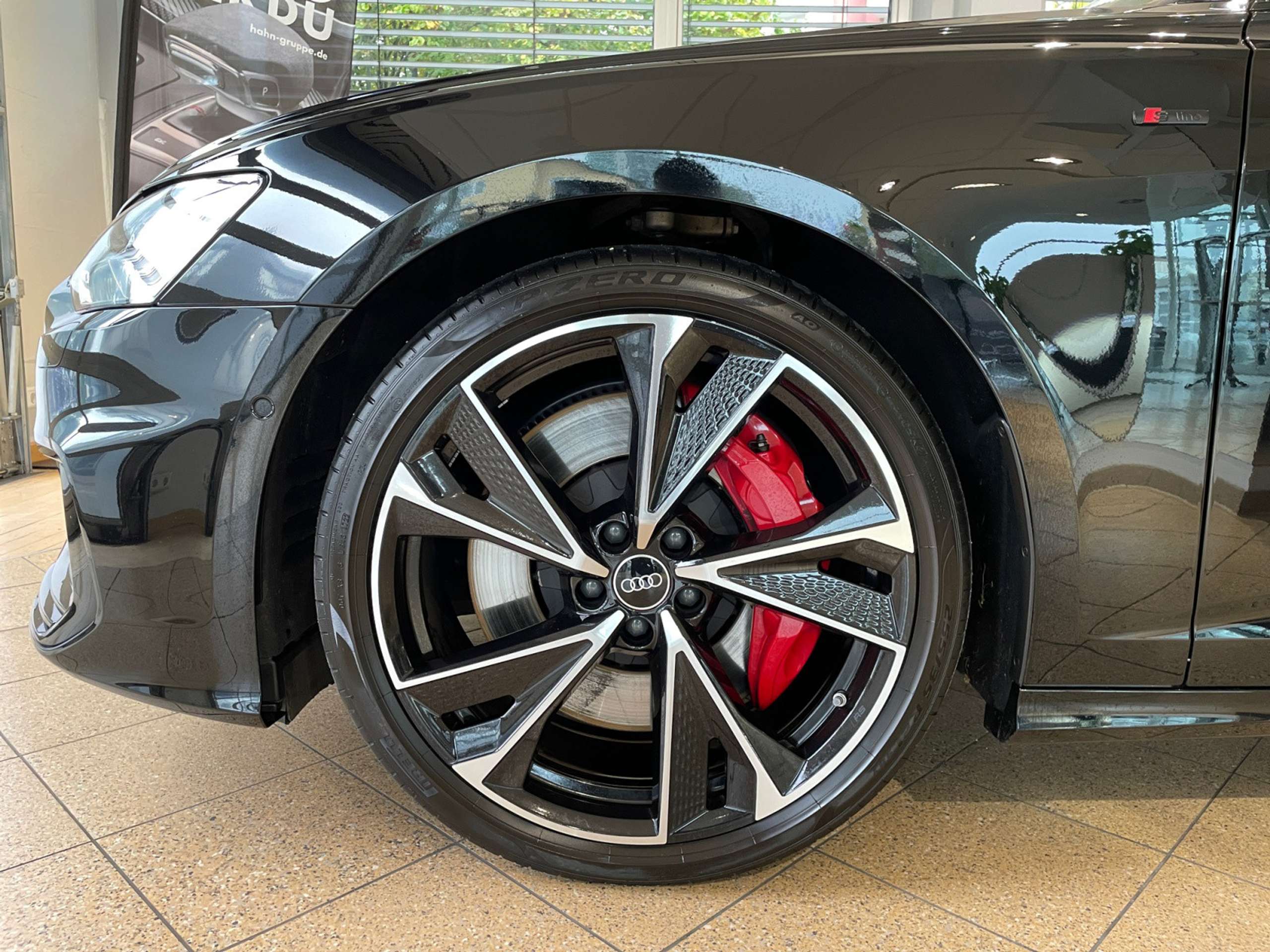 Audi - S6