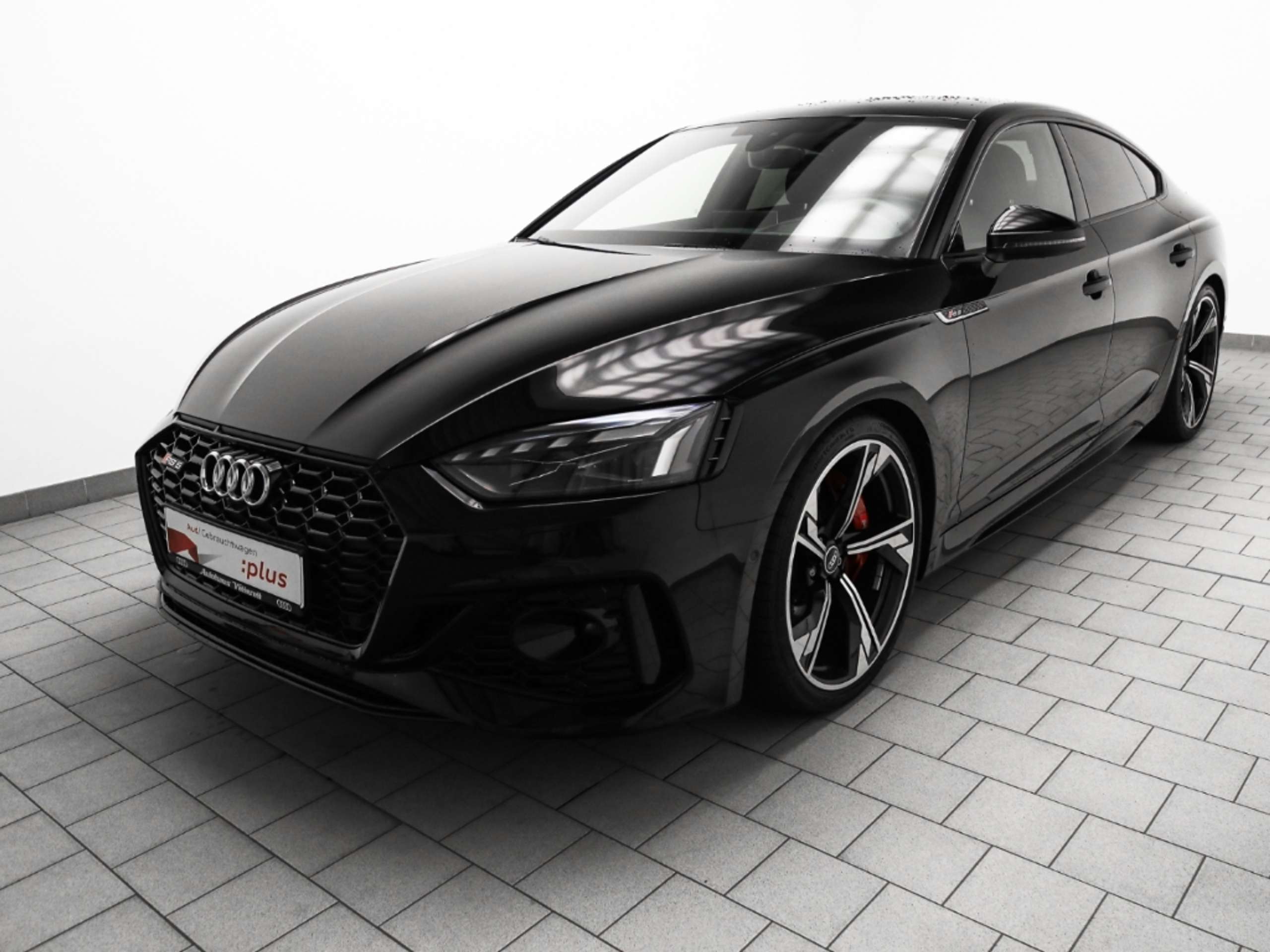 Audi - RS5