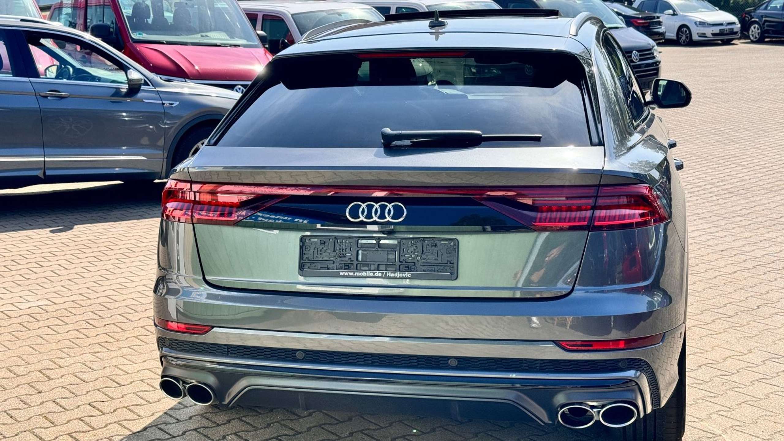 Audi - SQ8