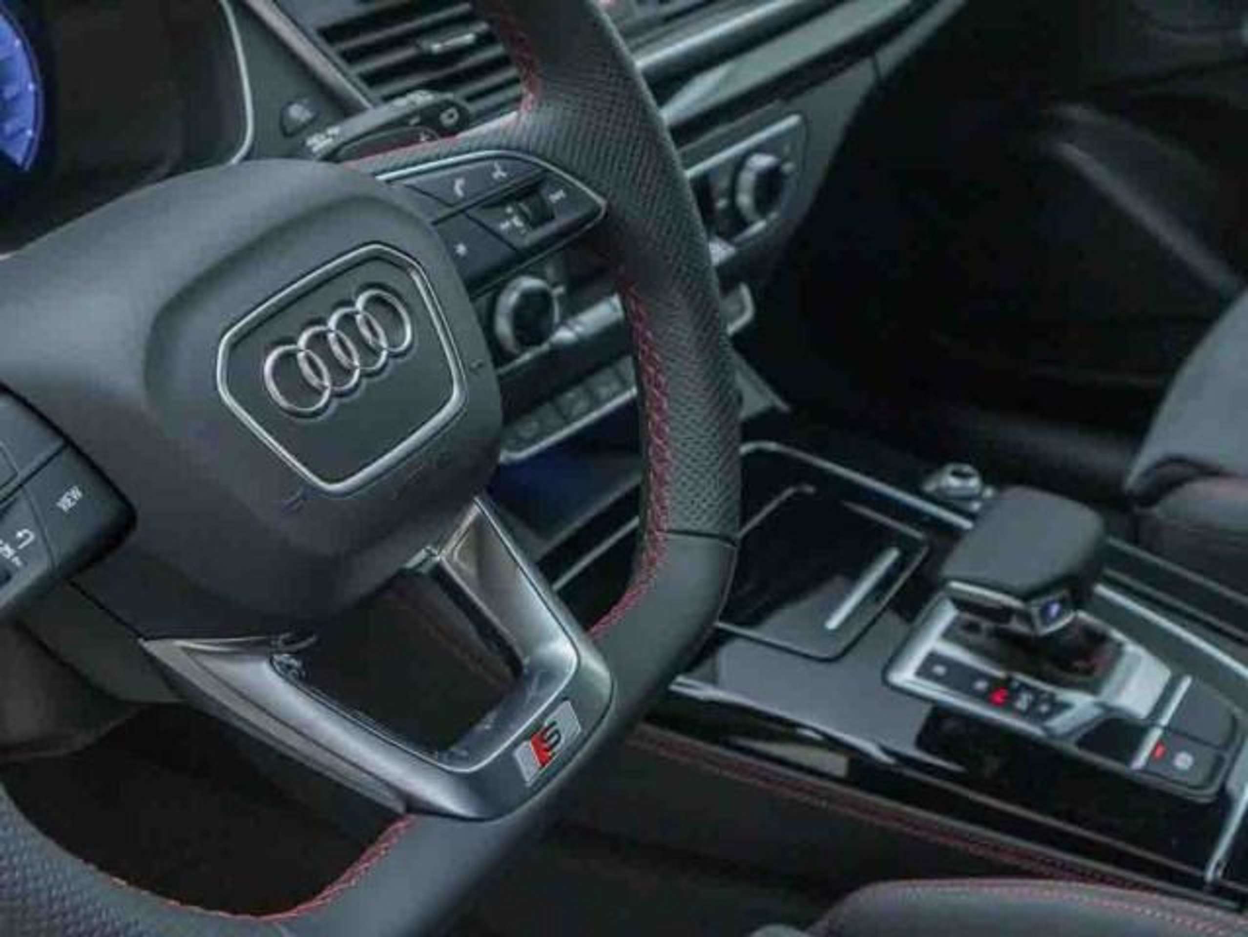 Audi - Q5