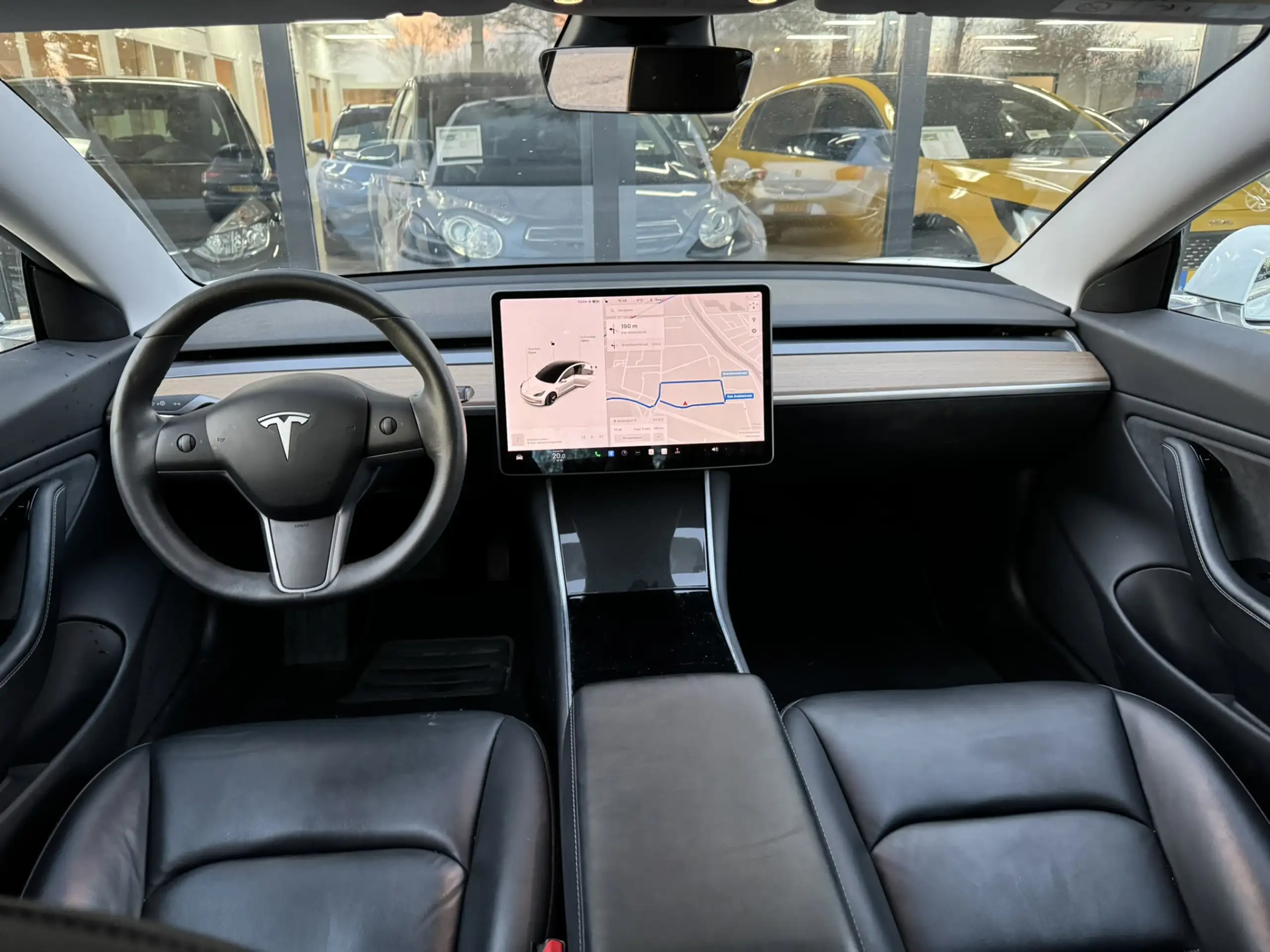 Tesla - Model 3