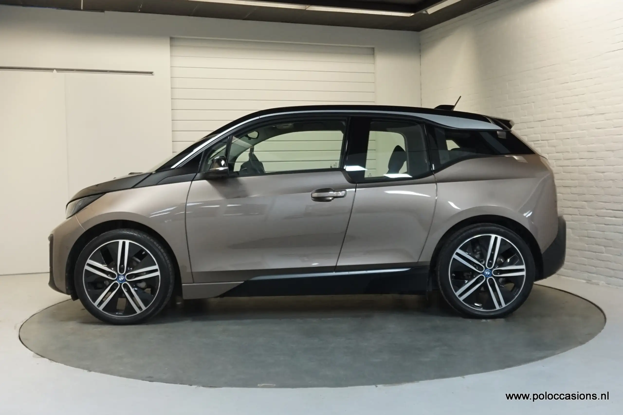 BMW - i3